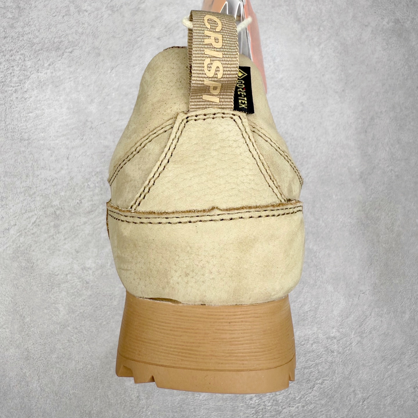 图片[8]-CRISPI Monaco 摩纳哥 GTX 登山耐磨防水中帮 户外功能鞋 CRISPI是一款登山鞋品牌，公司依靠的是对于制鞋与传统工艺从未抹灭的热情与热爱。时不时都在回顾与反思一路走过的路并且朝向新目标前进，这也是一直坚信着获得成功的关键。在未来的道路上将会不断重复温故与知新，永无止境的继续成长下去。CRISPI一直坚信着，必须充分了解客户的需求，保持着对于客户需求的前瞻性才能提供给客户“舒适零磨合”、耐用的鞋靴。CRISPI的研发团队与制鞋工匠每天密切合作，在传统制鞋工艺中融入创新的解决方案，为客户提供穿着体验。尺码：36 37 38 39 40 41 42 43 44 45-选品中心