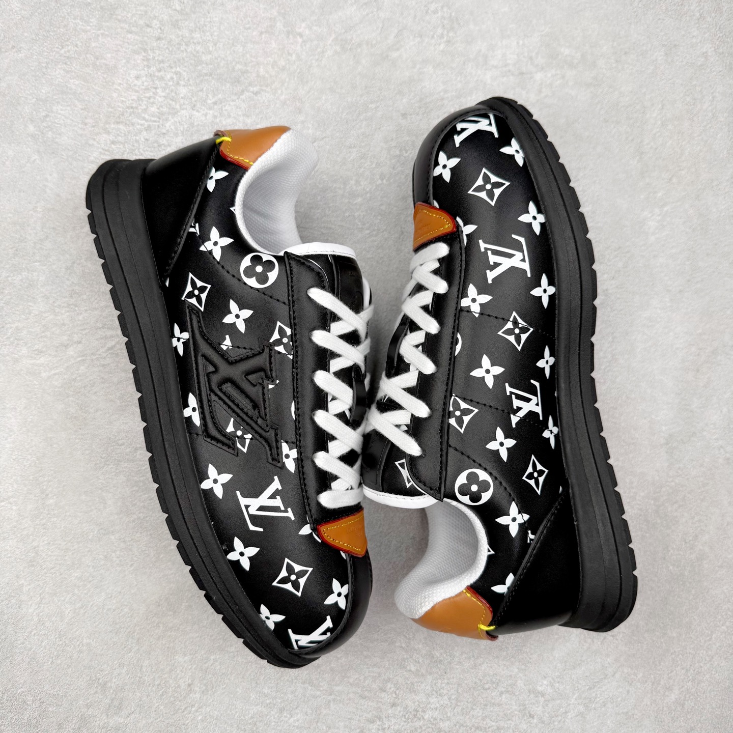 图片[3]-LOUIS VUITTON x Nigo Lv 联名款 FW25 Buttersoft 牛皮革羊皮革 图案压纹 圆头系带 低帮 生活休闲鞋 尺码：35 36 37 38 39 40 41 42 43 44 45-选品中心