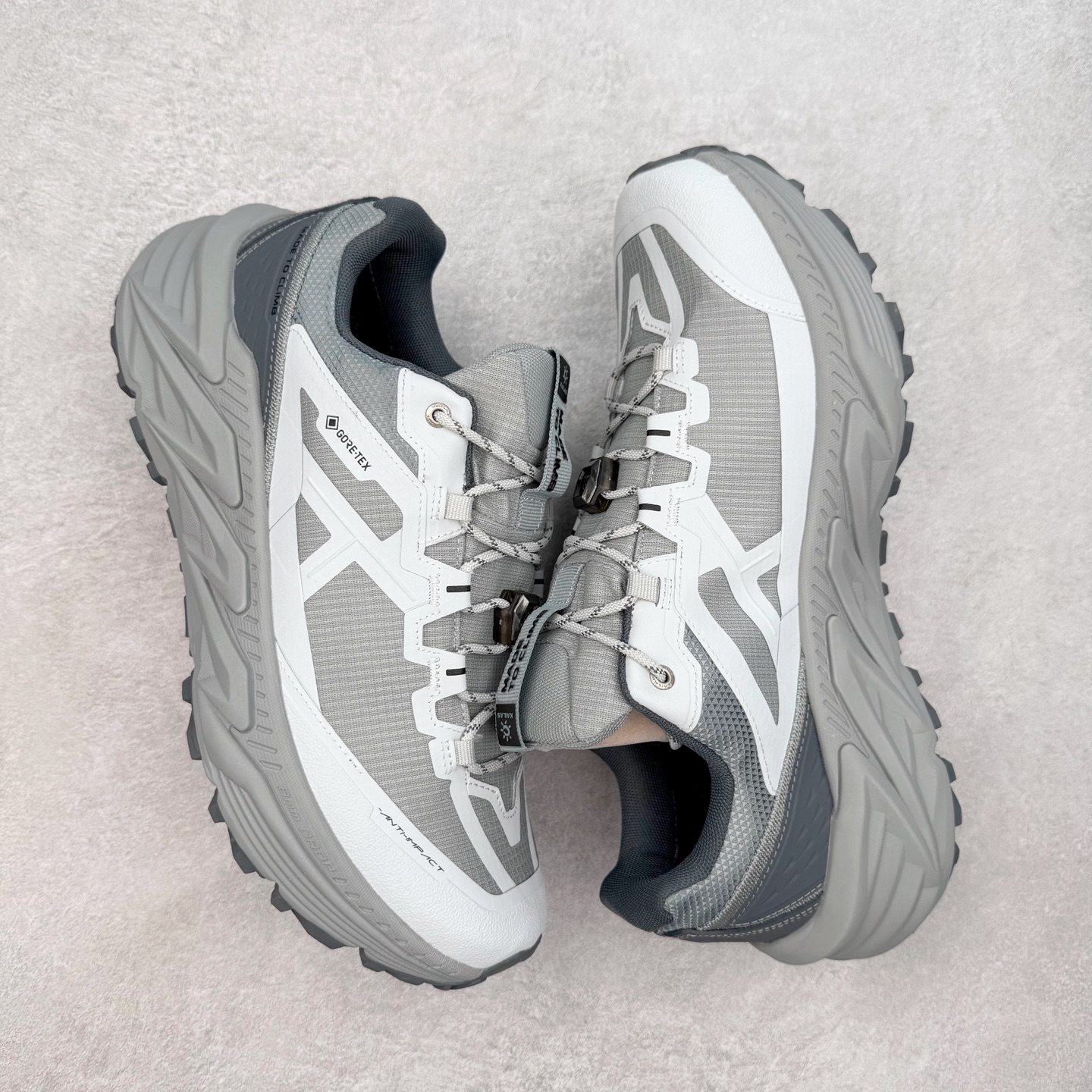 图片[3]-凯乐石 KAILAS 山行2代 GTX 25款舒适缓冲徒步 织物TPU减震防滑透气包裹性轻便低帮超强抓地力越野跑步鞋 KAILAS凯乐石品牌是全球三大全系攀登品牌之一，于2003年创立于中国广州，致力于为有攀登梦想的户外运动员及爱好者，研发制造功能性专业装备，满足他们在极限环境下安全舒适的需求，凯乐石专注于科技面料的开发及专业功能设计，产品线覆盖登山、攀岩、徒步、越野跑山、露营、旅行等多项户外运动，通过运动员的测试反馈，不断进化迭代，产品荣获国内外大奖71座，发明专利21个，更突破性的自主研发攀登器械，打造出中国的攀登硬实力。实拍调校N版已经零色差零失真 百分百还原实物色彩所见即所得 不存在货不对板色差等低级问题 选购参考实物拍摄 不混卖不参货 只用心做好货严格选品 承诺混一赔十 尺码：36 36.5 37.5 38 38.5 39 40 40.5 41 42 42.5 43 44 44.5 45-选品中心