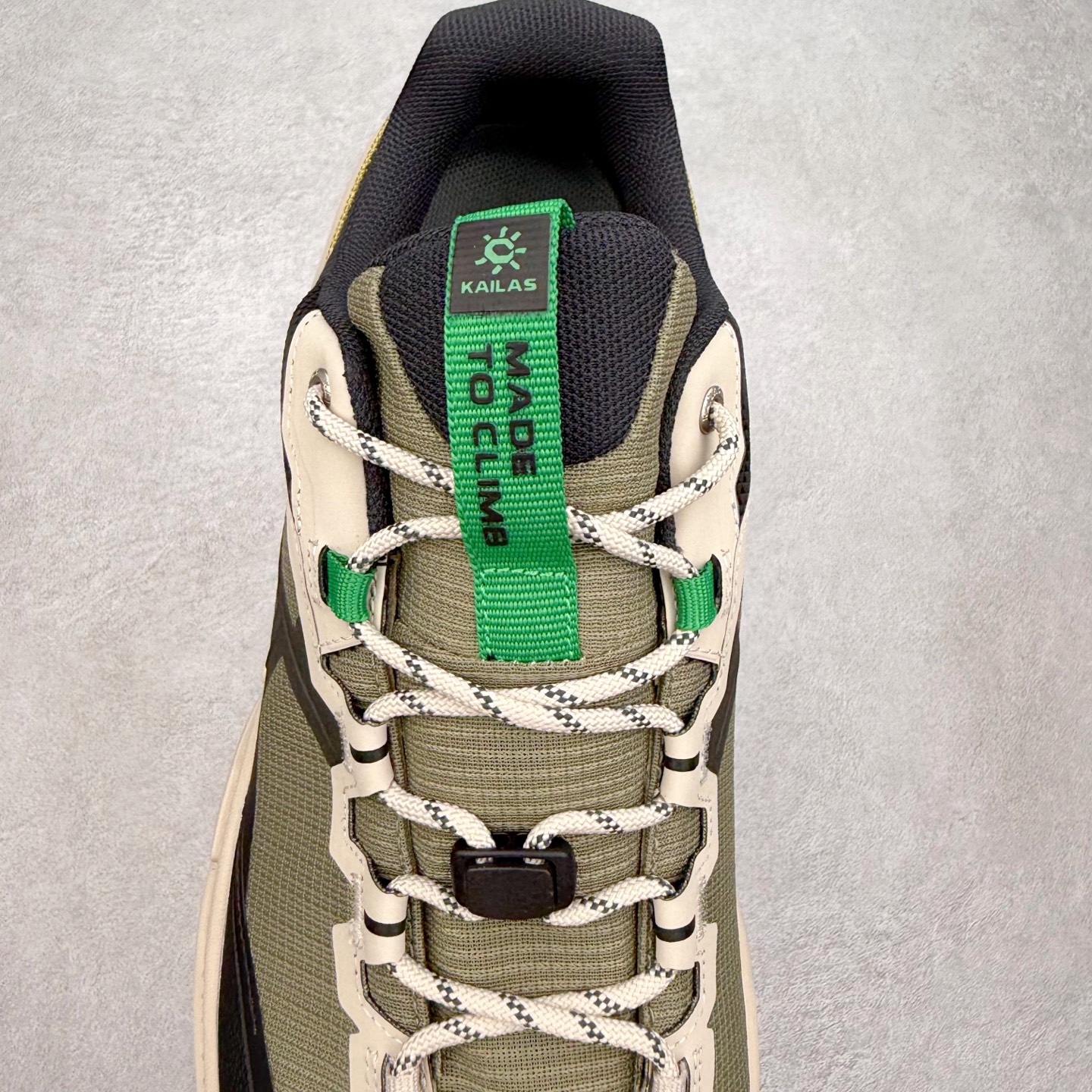 图片[5]-凯乐石 KAILAS 山行2代 GTX 25款舒适缓冲徒步 织物TPU减震防滑透气包裹性轻便低帮超强抓地力越野跑步鞋 KAILAS凯乐石品牌是全球三大全系攀登品牌之一，于2003年创立于中国广州，致力于为有攀登梦想的户外运动员及爱好者，研发制造功能性专业装备，满足他们在极限环境下安全舒适的需求，凯乐石专注于科技面料的开发及专业功能设计，产品线覆盖登山、攀岩、徒步、越野跑山、露营、旅行等多项户外运动，通过运动员的测试反馈，不断进化迭代，产品荣获国内外大奖71座，发明专利21个，更突破性的自主研发攀登器械，打造出中国的攀登硬实力。实拍调校N版已经零色差零失真 百分百还原实物色彩所见即所得 不存在货不对板色差等低级问题 选购参考实物拍摄 不混卖不参货 只用心做好货严格选品 承诺混一赔十 尺码：36 36.5 37.5 38 38.5 39 40 40.5 41 42 42.5 43 44 44.5 45-选品中心