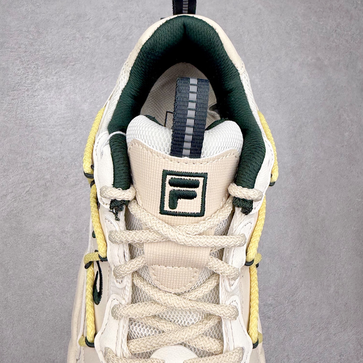 图片[5]-FILA斐乐 FLUID 6 猫爪织物合成革百搭潮流时尚个性运动复古经典减震耐磨低帮老爹鞋 FUSION 系列传承了 FILA 的百年基因，融入年轻运动及潮流文化，成为引领变革、创新突破的一代。以“1+N” 的跨界合作模式重现经典的同时创造经典。带来最出其不意的跨界合作惊喜。同时，FILAFUSION把FILA 的 DNA 融入到定制体验里，你可以随心制造厲于你的产品。FILA FUSION 的鞋家族涵盖了老爹鞋、跑步鞋、网球鞋、季节款。风格复古新潮，满足了时尚人士出行及各类运动的搭配需求，成为当下年轻人筷拥的鞋类品牌之一。FILA FUSION 走进年轻人的世界，通过年轻人运动，街舞，滑板，篮球，展现 FILA FUSION 的潮流态度和年轻文化。FILA FUSION 认为末来属于引领变革、创新突破的年轻一代，让我们一起构成 FILA 未来的蓝图吧！尺码：35.5 36 36.5 37.5 38 38.5 39 40 40.5 41 42 42.5 43 44 44.5 45-选品中心