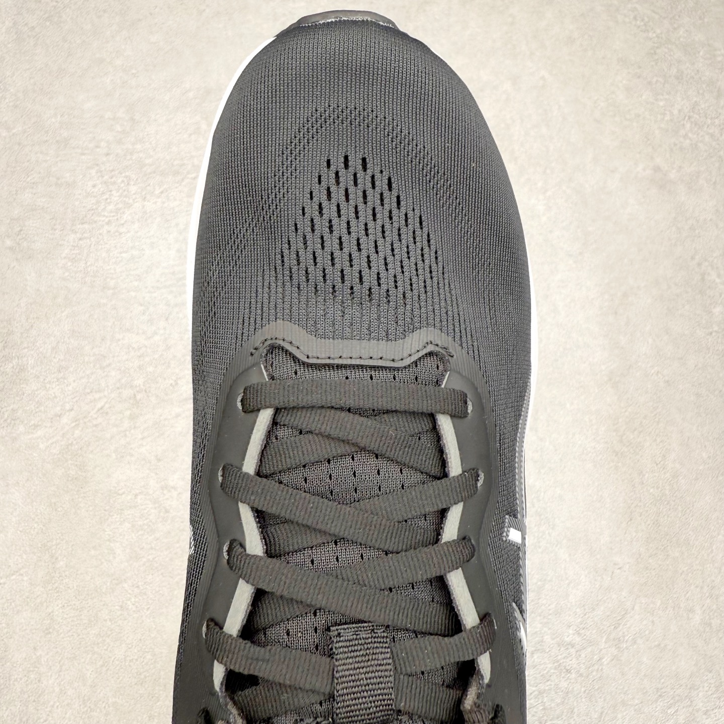 图片[4]-Asics GT-1000 13 GTX 亚瑟士舒适运动稳定防滑支撑低帮休闲跑步鞋 GT-1000 13采用网眼鞋面，提供良好透气性 中底处的PUREGEL科技与FLYTEFOAM缓冲层可減轻鞋身的重量 带来更加柔软的触地脚感 在每一步中创造更加舒适的运动体验 尺码：36 36.5 37.5 38 38.5 39 40 40.5 41.5 42 42.5 43.5 44 44.5 45-选品中心