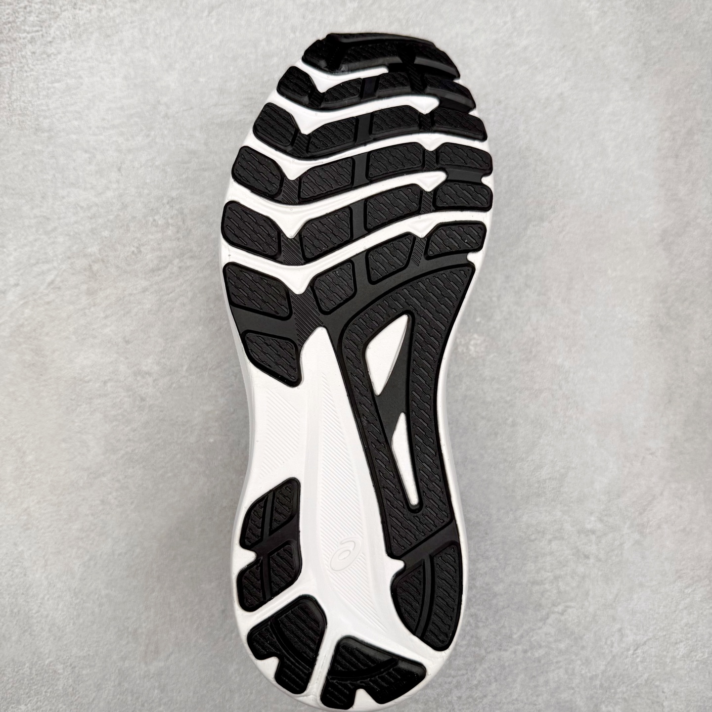 图片[9]-Asics GT-1000 13 GTX 亚瑟士舒适运动稳定防滑支撑低帮休闲跑步鞋 GT-1000 13采用网眼鞋面，提供良好透气性 中底处的PUREGEL科技与FLYTEFOAM缓冲层可減轻鞋身的重量 带来更加柔软的触地脚感 在每一步中创造更加舒适的运动体验 尺码：36 36.5 37.5 38 38.5 39 40 40.5 41.5 42 42.5 43.5 44 44.5 45-选品中心