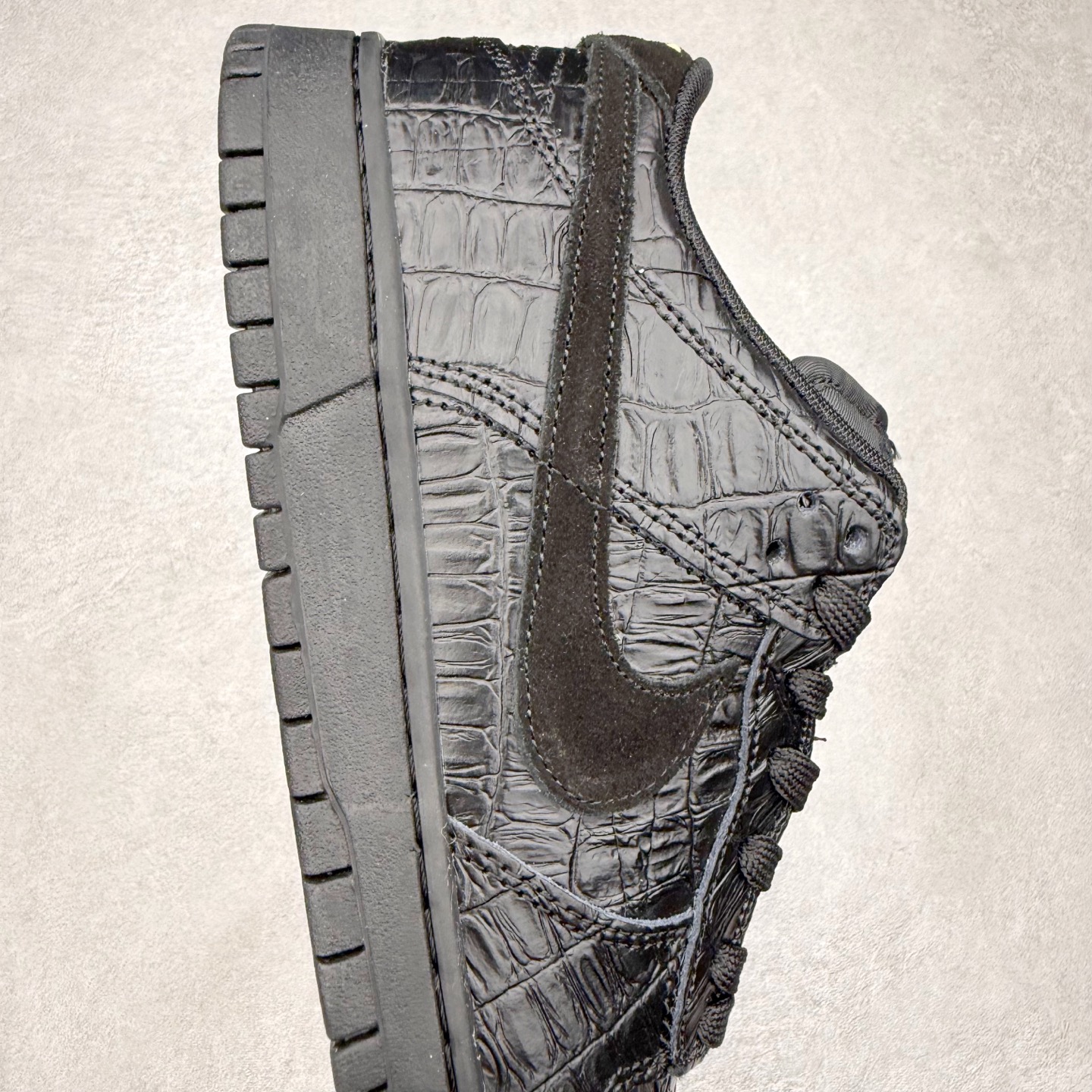 图片[6]-NK Dunk Low HV4388-001 极限压缩利润空间 超乎所想的高性价比 用料绝不含糊 原盒原配 正确耐磨橡胶大底 超高清洁度 全鞋零毛边皮料切割 全套原楦原模倾力打造完美版型 尺码：36 36.5 37.5 38 38.5 39 40 40.5 41 42 42.5 43 44 44.5 45 46-选品中心