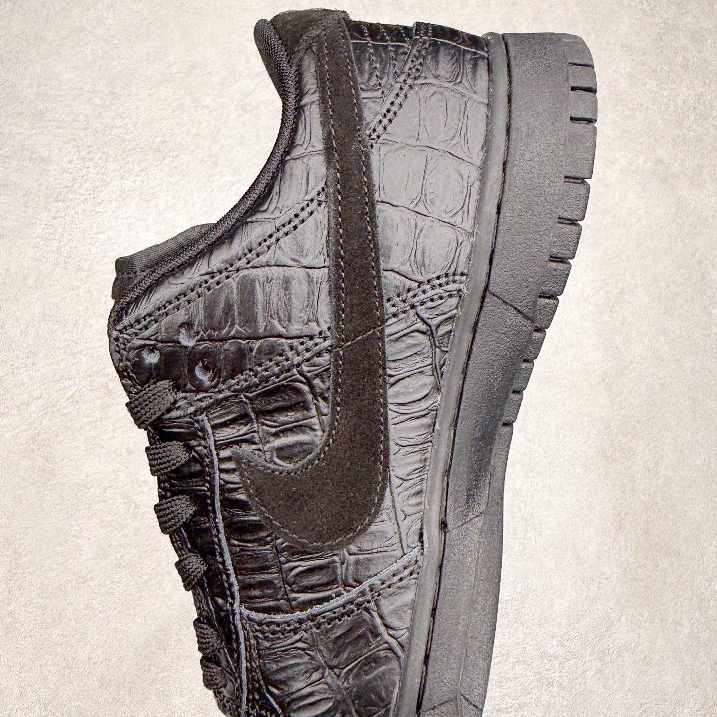 图片[7]-NK Dunk Low HV4388-001 极限压缩利润空间 超乎所想的高性价比 用料绝不含糊 原盒原配 正确耐磨橡胶大底 超高清洁度 全鞋零毛边皮料切割 全套原楦原模倾力打造完美版型 尺码：36 36.5 37.5 38 38.5 39 40 40.5 41 42 42.5 43 44 44.5 45 46-选品中心