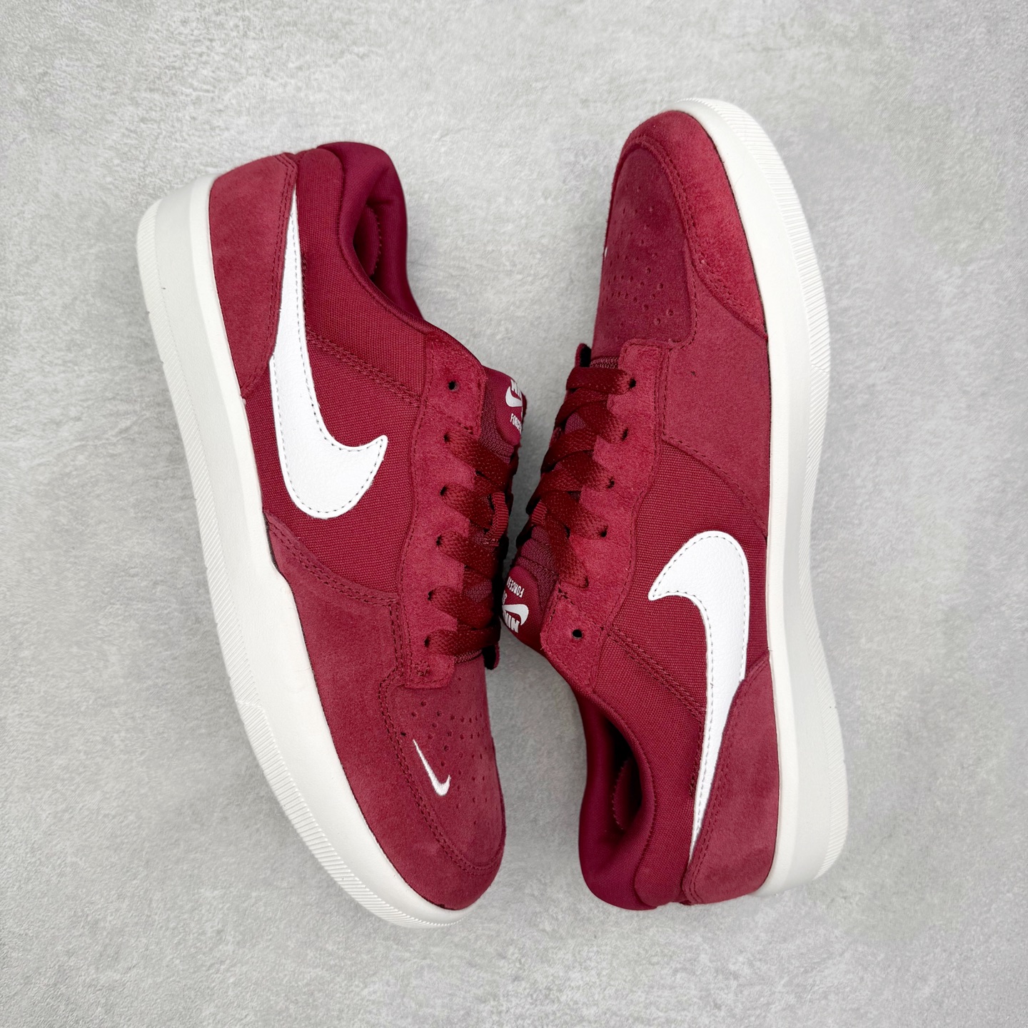 图片[3]-NK SB Force 58 空军58系列低帮休闲运动滑板板鞋 DV5477-108 鞋面由帆布和麂皮拼接 层次感丰富 搭配硫化外底 耐磨耐穿 鞋舌及中底后跟处饰有SB Logo 表明鞋款身份 采用包边设计 经久耐穿 硫化结构则有效提升灵活性 穿上这款全新推出的创意力作 助你耀动街头 尺码：36 36.5 37.5 38 38.5 39 40 40.5 41 42 42.5 43 44 45-选品中心