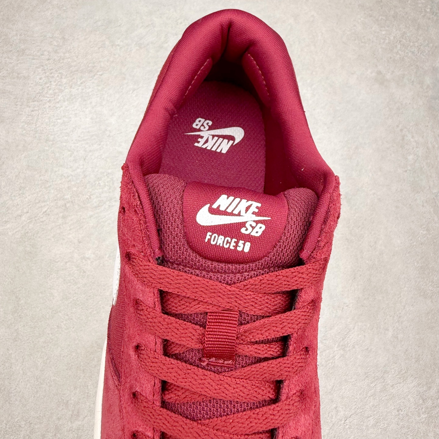 图片[5]-NK SB Force 58 空军58系列低帮休闲运动滑板板鞋 DV5477-108 鞋面由帆布和麂皮拼接 层次感丰富 搭配硫化外底 耐磨耐穿 鞋舌及中底后跟处饰有SB Logo 表明鞋款身份 采用包边设计 经久耐穿 硫化结构则有效提升灵活性 穿上这款全新推出的创意力作 助你耀动街头 尺码：36 36.5 37.5 38 38.5 39 40 40.5 41 42 42.5 43 44 45-选品中心