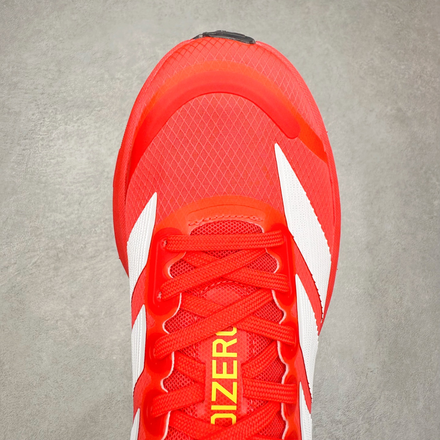 图片[4]-AD Adizero BK 夏季透气网眼竞速跑鞋 JS4434 融合Lightstrike和Lightstrike Pro技术 采用乙烯/乙酸乙烯酯(EVA)材质 打造舒适中底 含ENERGYROD能量碳柱 旨在为步伐添活力 尺码：36 36.5 37 38 38.5 39 40 40.5 41 42 42.5 43 44 44.5 45-选品中心