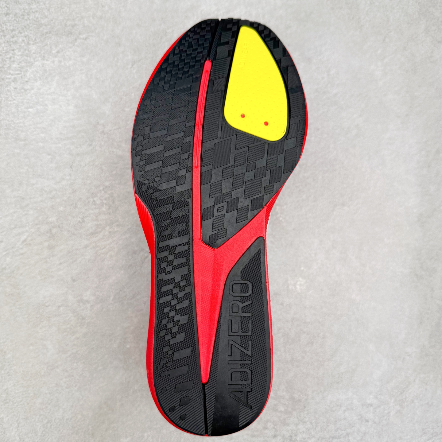 图片[9]-AD Adizero BK 夏季透气网眼竞速跑鞋 JS4434 融合Lightstrike和Lightstrike Pro技术 采用乙烯/乙酸乙烯酯(EVA)材质 打造舒适中底 含ENERGYROD能量碳柱 旨在为步伐添活力 尺码：36 36.5 37 38 38.5 39 40 40.5 41 42 42.5 43 44 44.5 45-选品中心