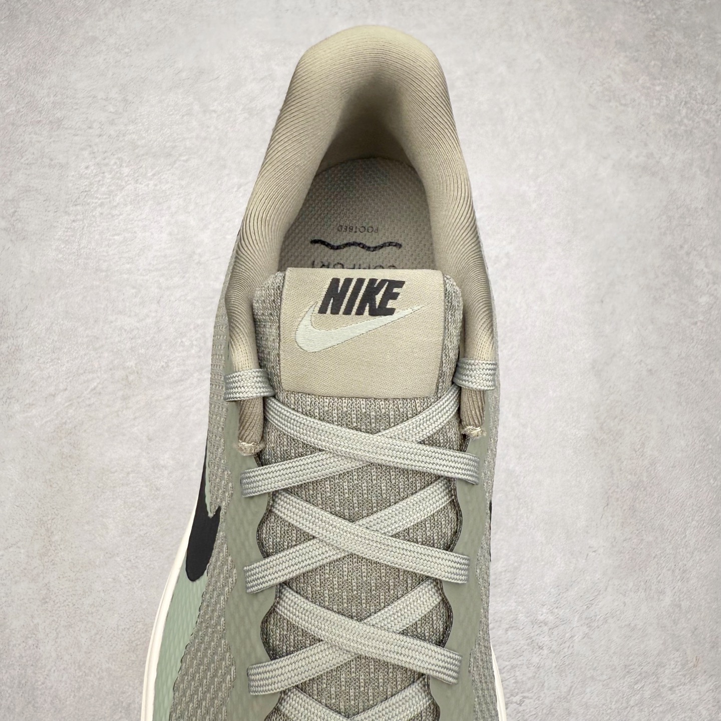 图片[5]-＃TG纯原 NK Revolution 8 UN网面缓震运动跑鞋 HJ9198-300 泰光Zp特供批次 市面唯一支持实战的跑鞋 原档案数据原厂网纱 正确高频花纹 前后掌内置Zoom Air气垫 原装MD大底 脚感完美还原 原盒原配 QC检验、钢印 俱全 原底科技 同步原版 脚感堪比Boost 实拍调校N版已经零色差零失真 百分百还原实物色彩所见即所得 不存在货不对板色差等低级问题 选购参考实物拍摄 不混卖不参货 只用心做好货严格选品 承诺混一赔十 尺码：36 36.5 37.5 38 38.5 39 40 40.5 41 42 42.5 43 44 44.5 45-选品中心