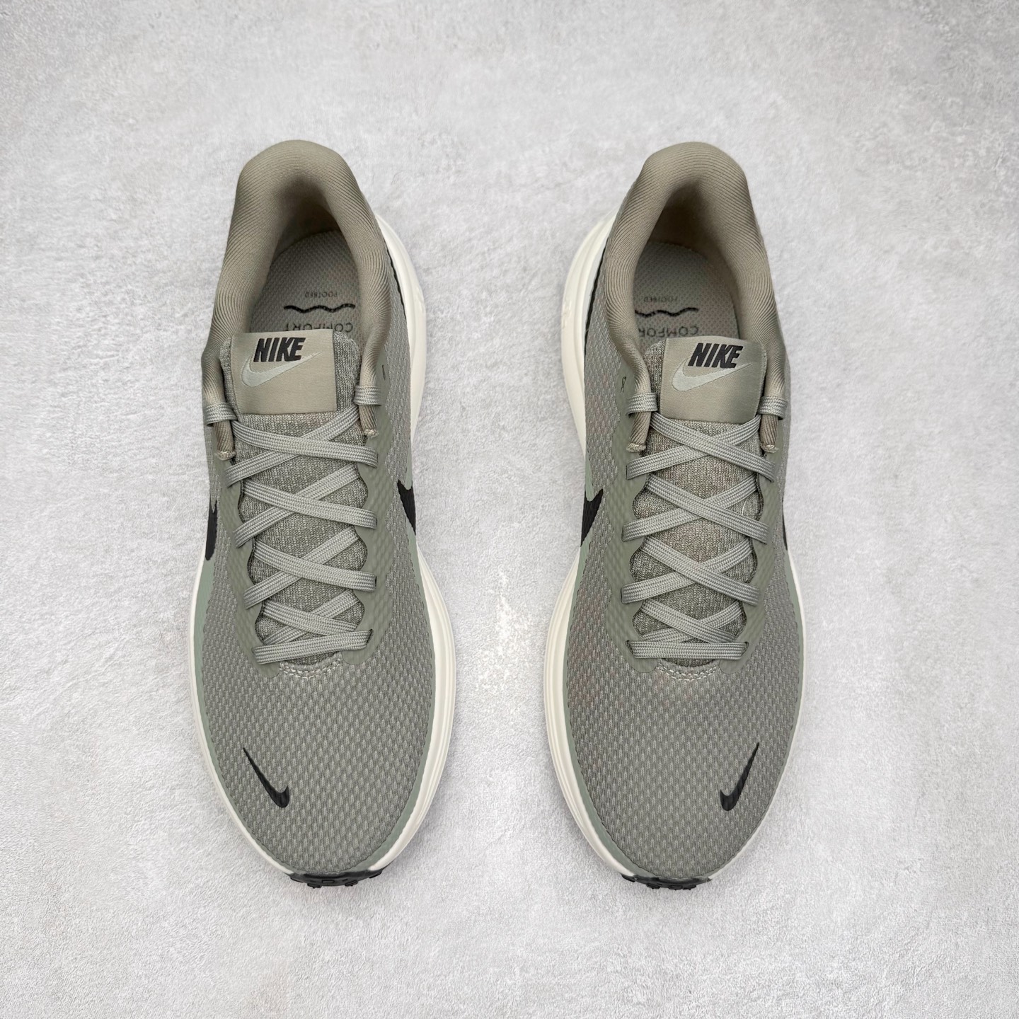 图片[2]-＃TG纯原 NK Revolution 8 UN网面缓震运动跑鞋 HJ9198-300 泰光Zp特供批次 市面唯一支持实战的跑鞋 原档案数据原厂网纱 正确高频花纹 前后掌内置Zoom Air气垫 原装MD大底 脚感完美还原 原盒原配 QC检验、钢印 俱全 原底科技 同步原版 脚感堪比Boost 实拍调校N版已经零色差零失真 百分百还原实物色彩所见即所得 不存在货不对板色差等低级问题 选购参考实物拍摄 不混卖不参货 只用心做好货严格选品 承诺混一赔十 尺码：36 36.5 37.5 38 38.5 39 40 40.5 41 42 42.5 43 44 44.5 45-选品中心