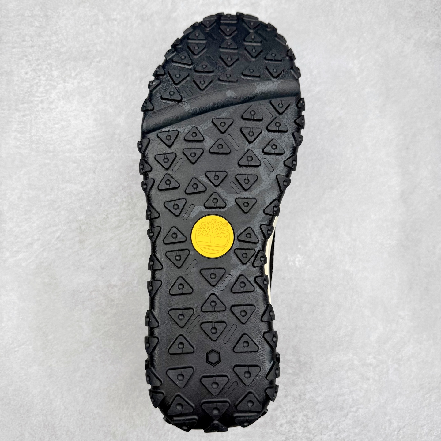 图片[9]-Timberland添柏岚/天伯伦户外低帮休闲鞋系列 广东大厂品质 原盒原包装 25ss新款时尚潮流搭配 面料采用意大利🇮🇹顶级磨砂细纹牛皮 搭配防臭防腐真皮乳胶鞋垫 给您完美的穿着体验 质量考究耐穿 型男必备 专治不帅 高品质脚感一流 尺码：39 40 41 42 43 44-选品中心