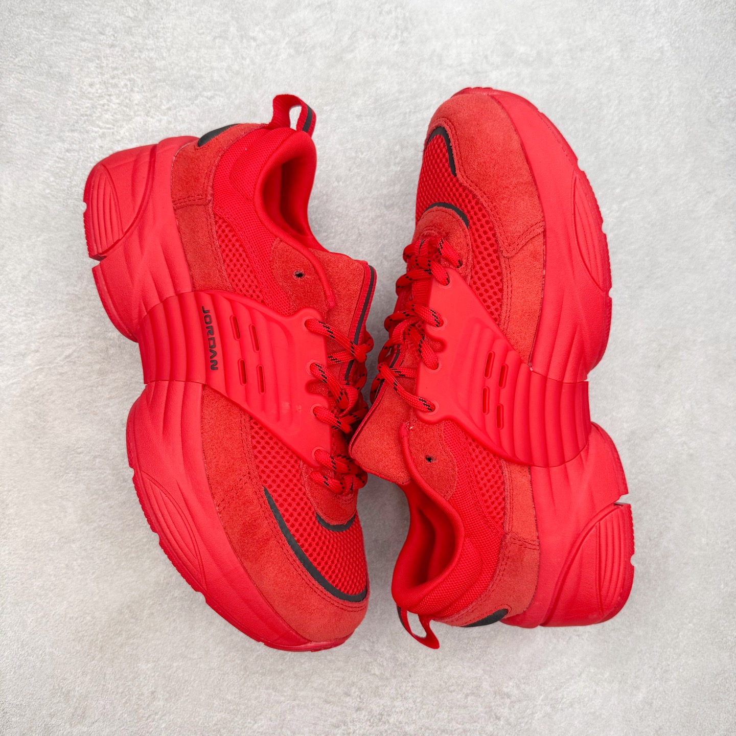 图片[3]-Jordan Trunner O/S AJ经典百搭透气生活休闲鞋 实拍调校N版已经零色差零失真 百分百还原实物色彩所见即所得 不存在货不对板色差等低级问题 选购参考实物拍摄 不混卖不参货 只用心做好货严格选品 承诺混一赔十 尺码：36 36.5 37.5 38 38.5 39 40 40.5 41 42 42.5 43 44 44.5 45-选品中心