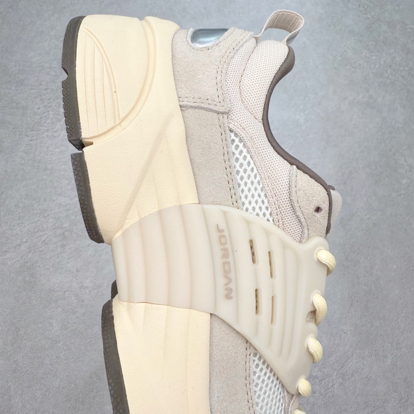 图片[6]-Jordan Trunner O/S AJ经典百搭透气生活休闲鞋 实拍调校N版已经零色差零失真 百分百还原实物色彩所见即所得 不存在货不对板色差等低级问题 选购参考实物拍摄 不混卖不参货 只用心做好货严格选品 承诺混一赔十 尺码：36 36.5 37.5 38 38.5 39 40 40.5 41 42 42.5 43 44 44.5 45-选品中心