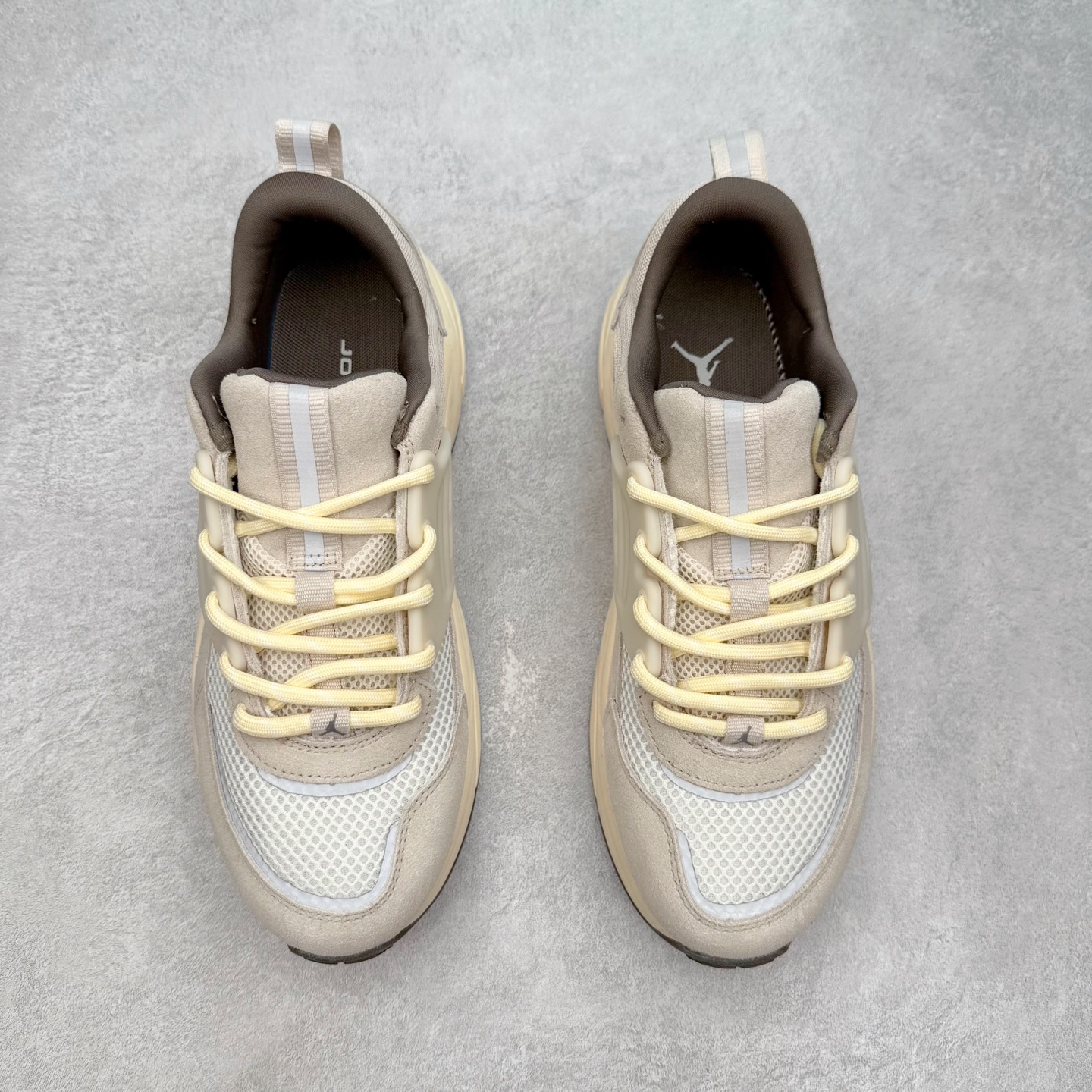 图片[2]-Jordan Trunner O/S AJ经典百搭透气生活休闲鞋 实拍调校N版已经零色差零失真 百分百还原实物色彩所见即所得 不存在货不对板色差等低级问题 选购参考实物拍摄 不混卖不参货 只用心做好货严格选品 承诺混一赔十 尺码：36 36.5 37.5 38 38.5 39 40 40.5 41 42 42.5 43 44 44.5 45-选品中心