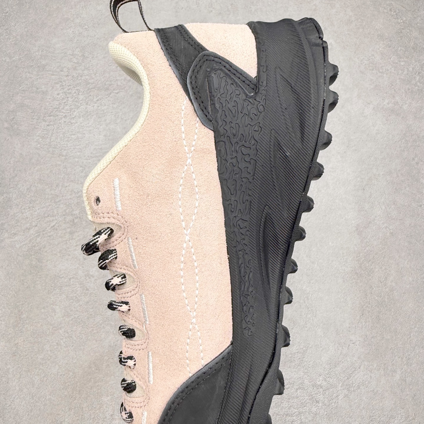 图片[7]-KEEN Jasper Zionic 科恩舒适轻盈耐磨低帮徒步鞋 KEEN诞生于2003年的美国人气户外品牌，以一双“保护脚趾”且能涉足水域的户外凉鞋NEWPORT诞生为契机，开启原创制鞋之路。KEEN相信，天空之下即是户外，因为户外不一定是极具挑战性的独自冒险，也可以是与朋友、家人和宠物一同分享外面的世界。同时，KEEN从诞生之初便始终贯彻环保制鞋的理念，不断创造出优秀的原创奇履。脚踏实地，致力向善。我们想和世界产生更多交集为世界减少更多负担，和你趣户外、趣做自己、趣环保让地球和生活都变得更美好。尺码：36 36.5 37.5 38 38.5 39 40 40.5 41 42 42.5 43 44 44.5 45-选品中心