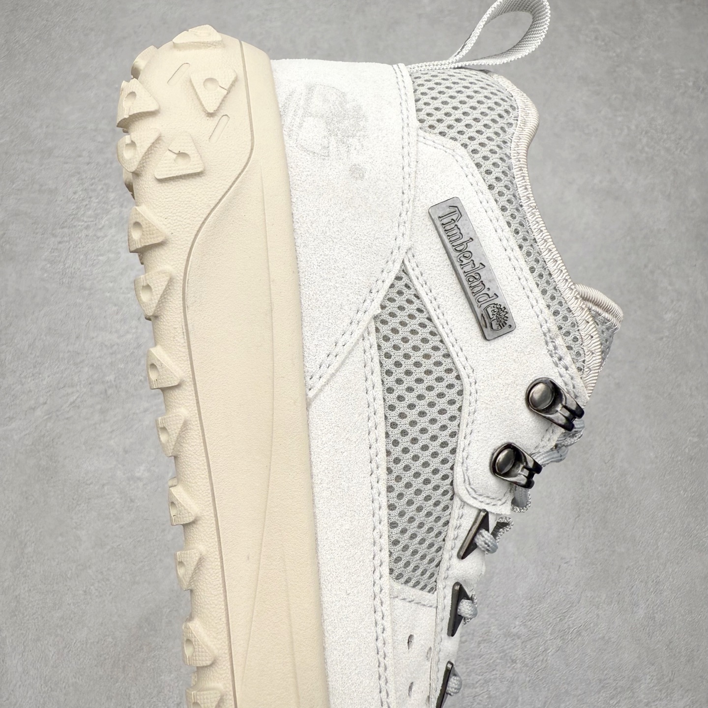 图片[6]-Timberland添柏岚/天伯伦户外中帮休闲马丁靴系列👏 广东大厂品质 原盒原包装 面料采用意大利🇮🇹顶级磨砂细纹牛皮 搭配防臭防腐真皮乳胶鞋垫 给您完美的穿着体验 质量考究耐穿 型男必备 专治不帅 高品质脚感一流 尺码：39 40 41 42 43 44 45-选品中心