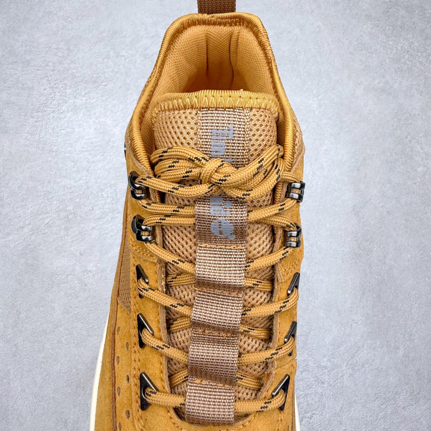 图片[5]-Timberland添柏岚/天伯伦户外中帮休闲马丁靴系列👏 广东大厂品质 原盒原包装 面料采用意大利🇮🇹顶级磨砂细纹牛皮 搭配防臭防腐真皮乳胶鞋垫 给您完美的穿着体验 质量考究耐穿 型男必备 专治不帅 高品质脚感一流 尺码：39 40 41 42 43 44 45-选品中心