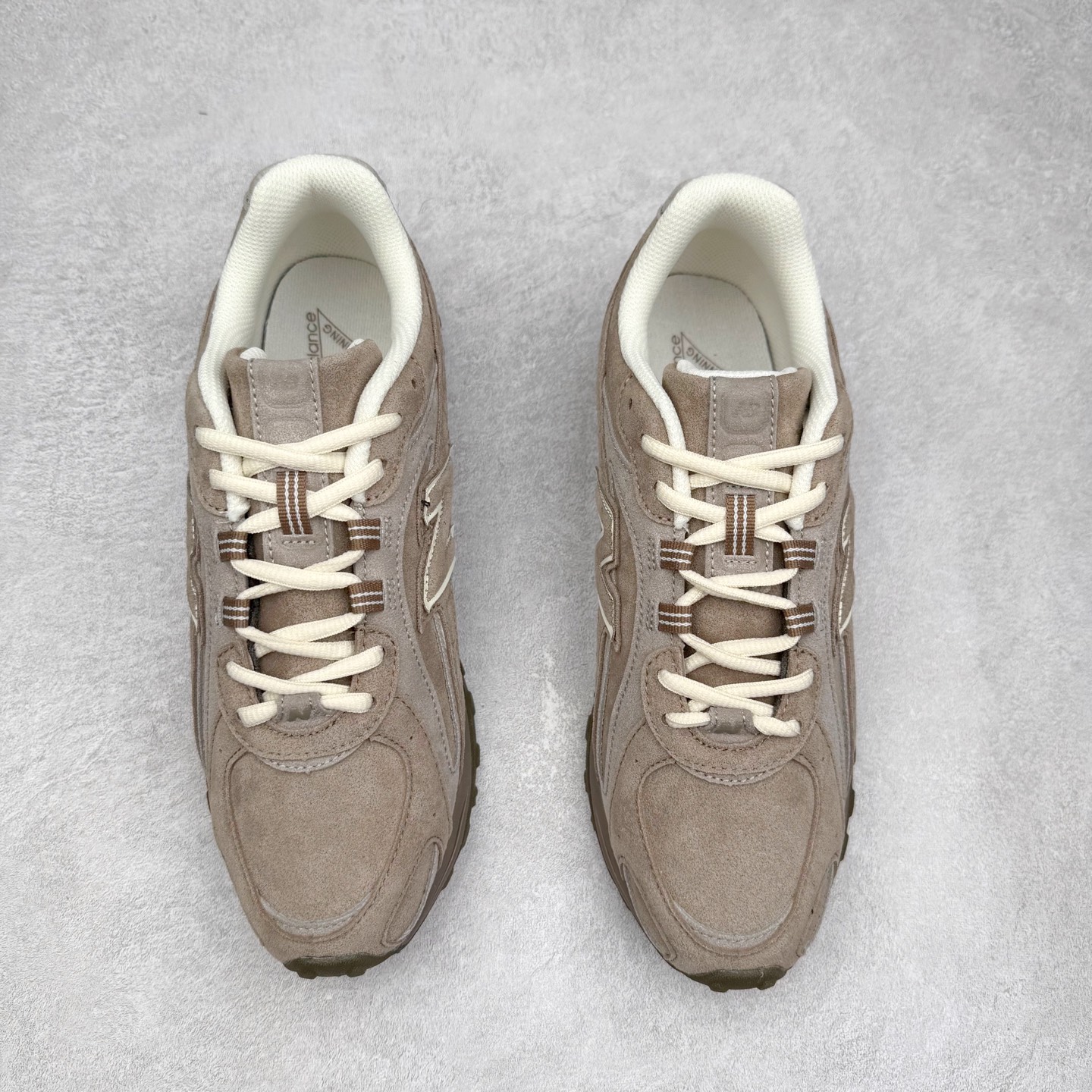 图片[2]-New Balance NB204L 新百伦舒适百搭耐磨轻便低帮 生活休闲鞋 男女同款 尺码：36 37 37.5 38 38.5 39.5 40 40.5 41.5 42 42.5 43 44 45-选品中心