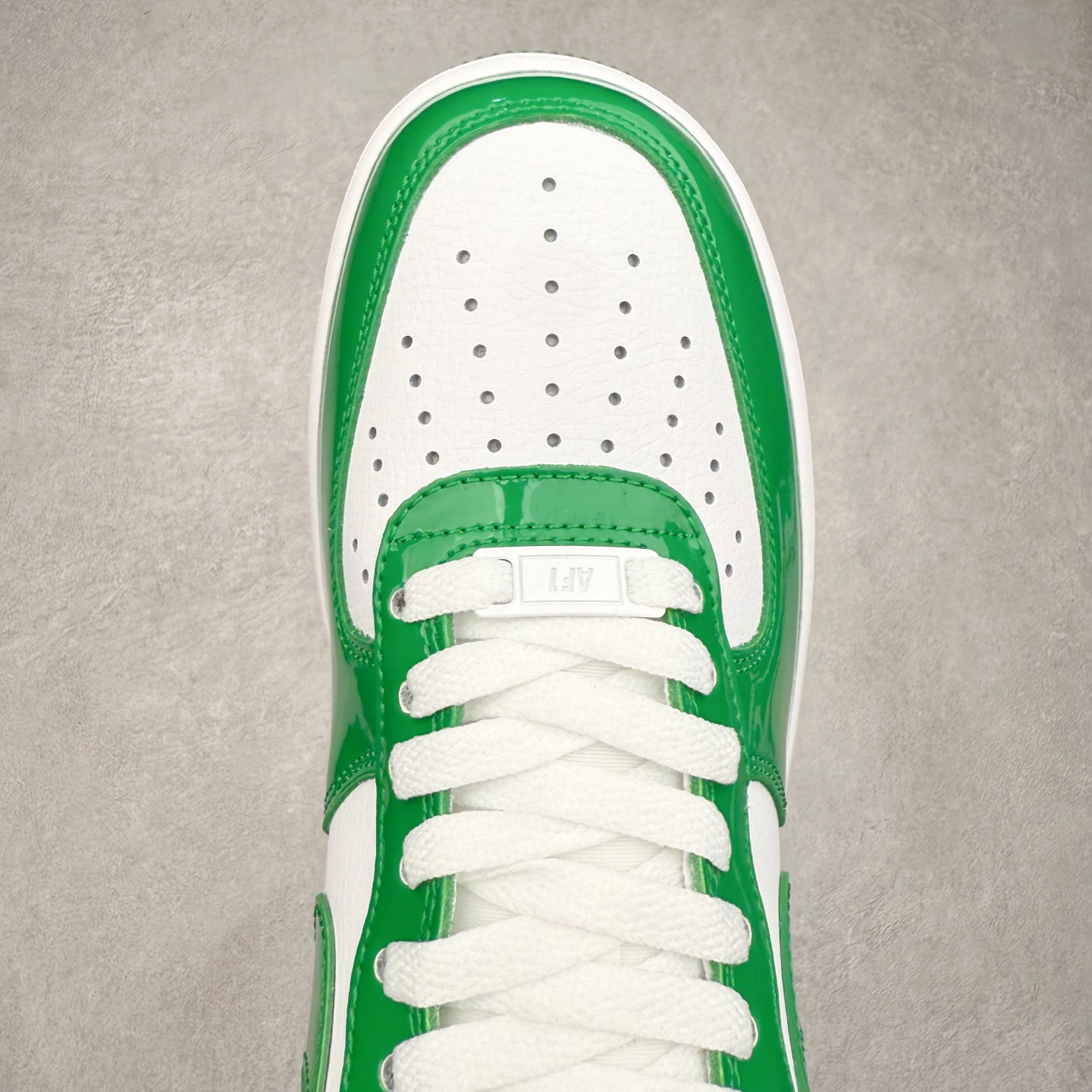 图片[4]-NK Air Force 1´07 Low 空军一号低帮百搭休闲运动板鞋 FJ4801-300 柔软、弹性十足的缓震性能和出色的中底设计 横跨复古与现代的外型结合 造就出风靡全球 三十多年的Force 1 直到今天还深受青睐 实拍调校N版已经零色差零失真 百分百还原实物色彩所见即所得 不存在货不对板色差等低级问题 选购参考实物拍摄 不混卖不参货 只用心做好货严格选品 承诺混一赔十 尺码：36 36.5 37.5 38 38.5 39 40 40.5 41 42 42.5 43 44 44.5 45-选品中心