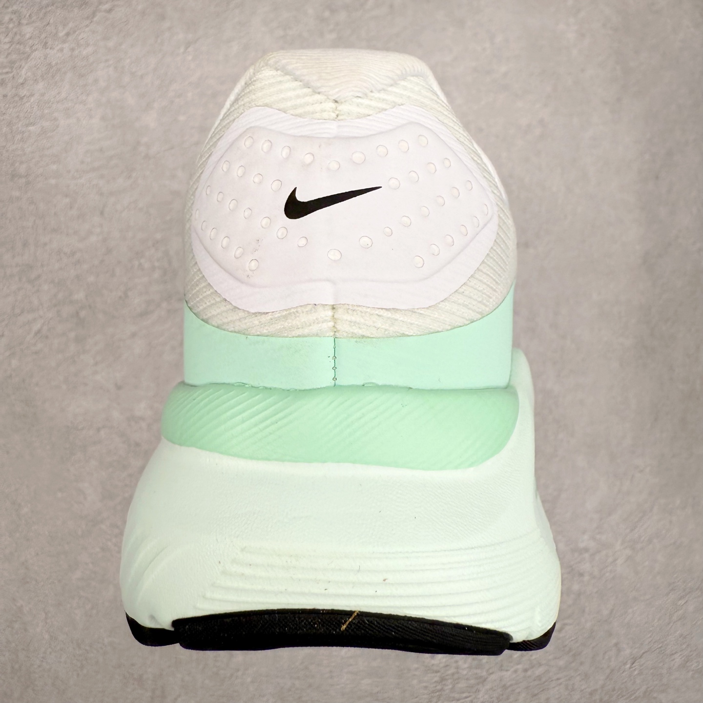 图片[8]-NK Zoom Structure 26 Light Armory 舒适百搭防滑耐磨 低帮 休闲跑步鞋 男女同款 实拍调校N版已经零色差零失真 百分百还原实物色彩所见即所得 不存在货不对板色差等低级问题 选购参考实物拍摄 不混卖不参货 只用心做好货严格选品 承诺混一赔十 尺码：36 36.5 37.5 38 38.5 39 40 40.5 41 42 42.5 43 44 44.5 45-选品中心