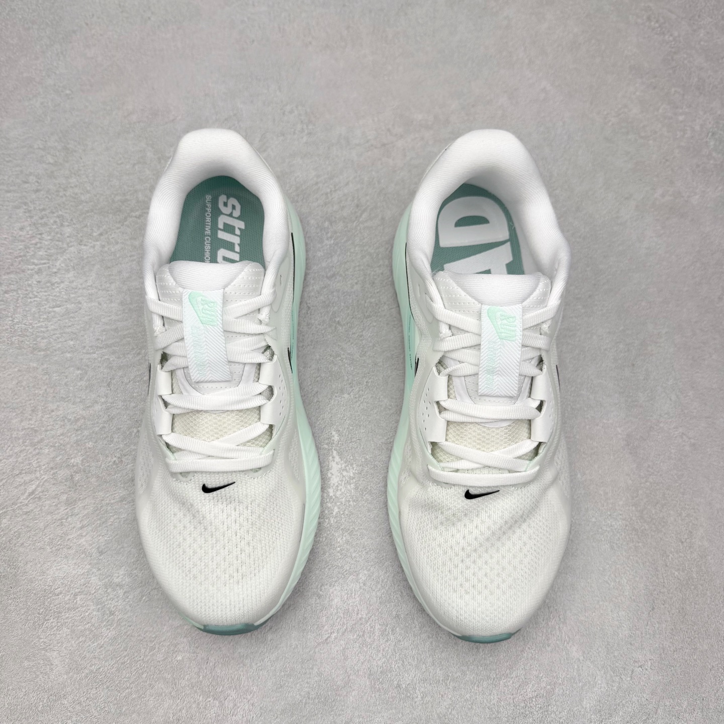 图片[2]-NK Zoom Structure 26 Light Armory 舒适百搭防滑耐磨 低帮 休闲跑步鞋 男女同款 实拍调校N版已经零色差零失真 百分百还原实物色彩所见即所得 不存在货不对板色差等低级问题 选购参考实物拍摄 不混卖不参货 只用心做好货严格选品 承诺混一赔十 尺码：36 36.5 37.5 38 38.5 39 40 40.5 41 42 42.5 43 44 44.5 45-选品中心