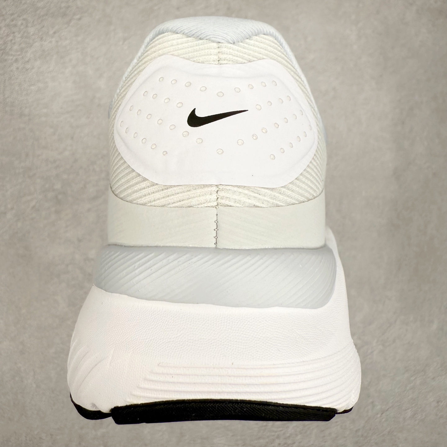 图片[8]-NK Zoom Structure 26 Light Armory 舒适百搭防滑耐磨 低帮 休闲跑步鞋 男女同款 实拍调校N版已经零色差零失真 百分百还原实物色彩所见即所得 不存在货不对板色差等低级问题 选购参考实物拍摄 不混卖不参货 只用心做好货严格选品 承诺混一赔十 尺码：36 36.5 37.5 38 38.5 39 40 40.5 41 42 42.5 43 44 44.5 45-选品中心