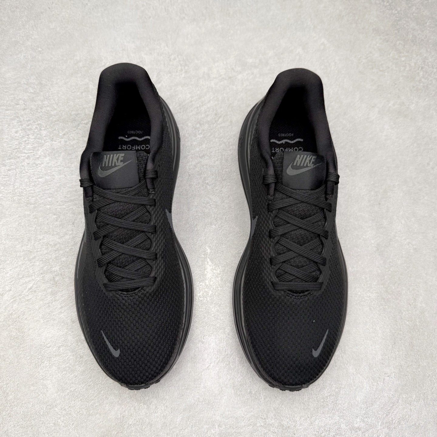 图片[2]-＃TG纯原 NK Revolution 8 UN网面缓震运动跑鞋 HJ9198-002 泰光Zp特供批次 市面唯一支持实战的跑鞋 原档案数据原厂网纱 正确高频花纹 前后掌内置Zoom Air气垫 原装MD大底 脚感完美还原 原盒原配 QC检验、钢印 俱全 原底科技 同步原版 脚感堪比Boost 实拍调校N版已经零色差零失真 百分百还原实物色彩所见即所得 不存在货不对板色差等低级问题 选购参考实物拍摄 不混卖不参货 只用心做好货严格选品 承诺混一赔十 尺码：36 36.5 37.5 38 38.5 39 40 40.5 41 42 42.5 43 44 44.5 45-选品中心