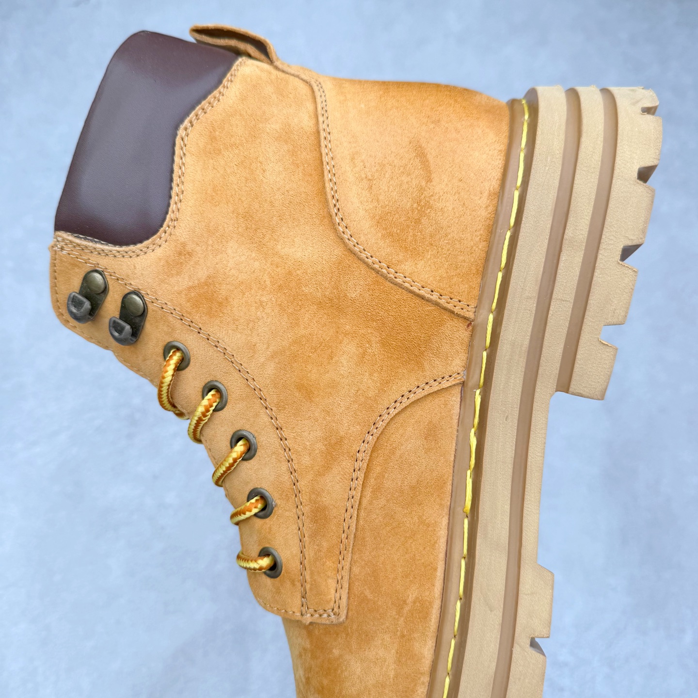 图片[7]-CAT卡特 硬汉推土机品牌经典百搭户外休闲大黄靴系列 广东大厂品质 25ss秋冬新款 常年主打 时尚潮流搭配 面料釆用意大利进口磨砂牛皮 全鞋真牛皮材料 大底到五金都是代工厂原材料制作 好货不杀猪 首单质量严格把控 全套官网统一包装 今年冬季防寒户外专用 日常随意搭配 型男必备 尺码：38 39 40 41 42 43 44 (偏大一码)-选品中心