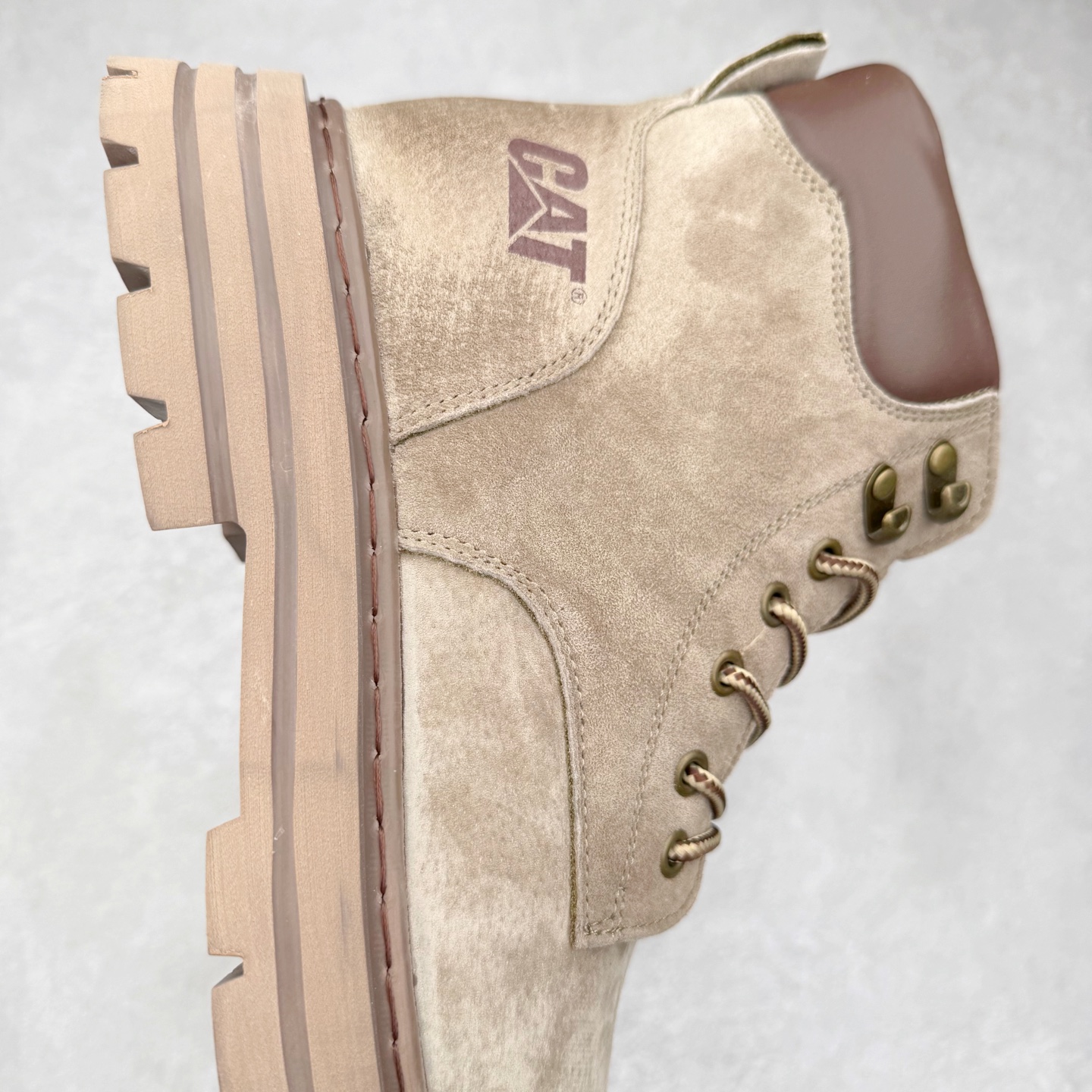 图片[6]-CAT卡特 硬汉推土机品牌经典百搭户外休闲大黄靴系列 广东大厂品质 25ss秋冬新款 常年主打 时尚潮流搭配 面料釆用意大利进口磨砂牛皮 全鞋真牛皮材料 大底到五金都是代工厂原材料制作 好货不杀猪 首单质量严格把控 全套官网统一包装 今年冬季防寒户外专用 日常随意搭配 型男必备 尺码：38 39 40 41 42 43 44 (偏大一码)-选品中心