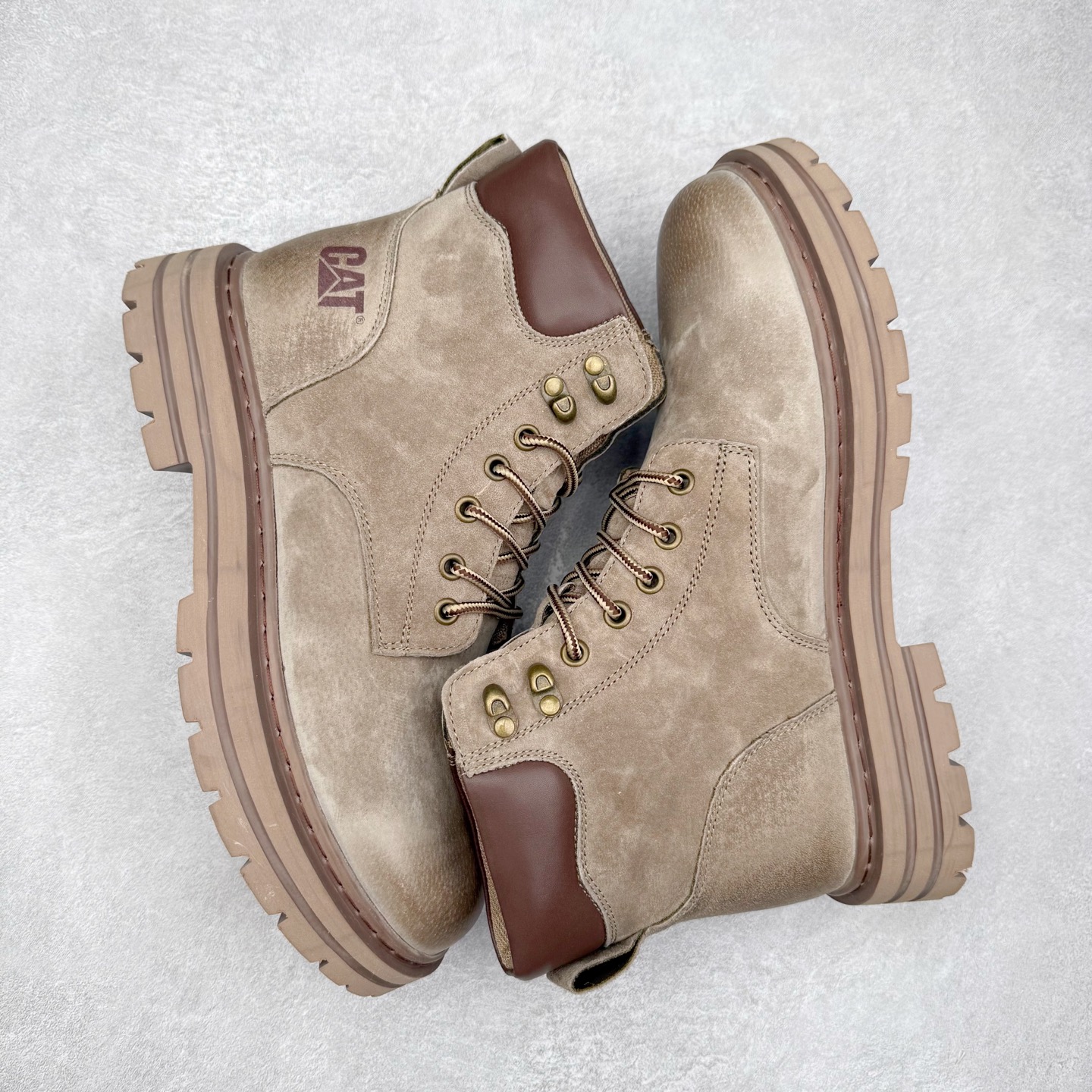 图片[3]-CAT卡特 硬汉推土机品牌经典百搭户外休闲大黄靴系列 广东大厂品质 25ss秋冬新款 常年主打 时尚潮流搭配 面料釆用意大利进口磨砂牛皮 全鞋真牛皮材料 大底到五金都是代工厂原材料制作 好货不杀猪 首单质量严格把控 全套官网统一包装 今年冬季防寒户外专用 日常随意搭配 型男必备 尺码：38 39 40 41 42 43 44 (偏大一码)-选品中心