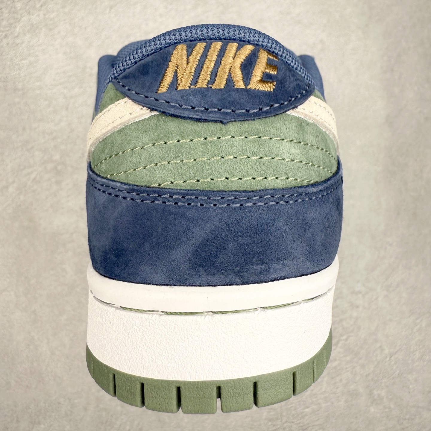 图片[8]-NK SB Dunk Low HF3063-002 极限压缩利润空间 超乎所想的高性价比 用料绝不含糊 原盒原配 正确耐磨橡胶大底 超高清洁度 全鞋零毛边皮料切割 全套原楦原模倾力打造完美版型 尺码：36 36.5 37.5 38 38.5 39 40 40.5 41 42 42.5 43 44 44.5 45 46-选品中心