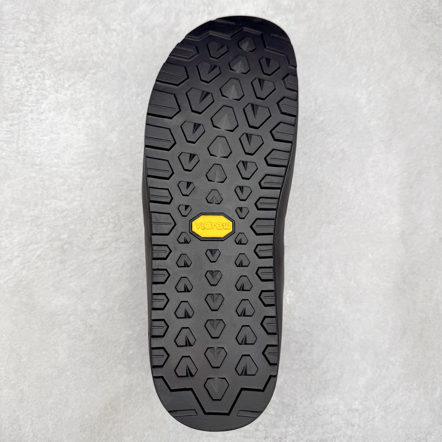 图片[9]-＃HP Arcteryx KRAGG 始祖鸟舒适百搭防滑耐磨中帮一脚蹬生活休闲鞋 Arcteryx中文名始祖鸟 加拿大户外服饰品牌 1989年创立于加拿大温哥华 始祖鸟来自加拿大海岸山脉 植根高山的专业户外品牌 始终秉承对精湛设计和工艺孜孜以求的准则 从1989年创立至今 Arcteryx始终不断在产品设计与做工上不惜工本 以满足始祖鸟的标准 品质、设计以及精简的理念造就了其良好的性能 并能满足严苛环境下的使用需求 尺码：36 37 38 39 40 41 42 43 44 45-选品中心