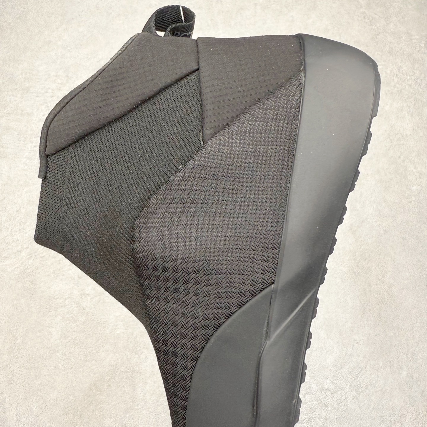 图片[7]-＃HP Arcteryx KRAGG 始祖鸟舒适百搭防滑耐磨中帮一脚蹬生活休闲鞋 Arcteryx中文名始祖鸟 加拿大户外服饰品牌 1989年创立于加拿大温哥华 始祖鸟来自加拿大海岸山脉 植根高山的专业户外品牌 始终秉承对精湛设计和工艺孜孜以求的准则 从1989年创立至今 Arcteryx始终不断在产品设计与做工上不惜工本 以满足始祖鸟的标准 品质、设计以及精简的理念造就了其良好的性能 并能满足严苛环境下的使用需求 尺码：36 37 38 39 40 41 42 43 44 45-选品中心