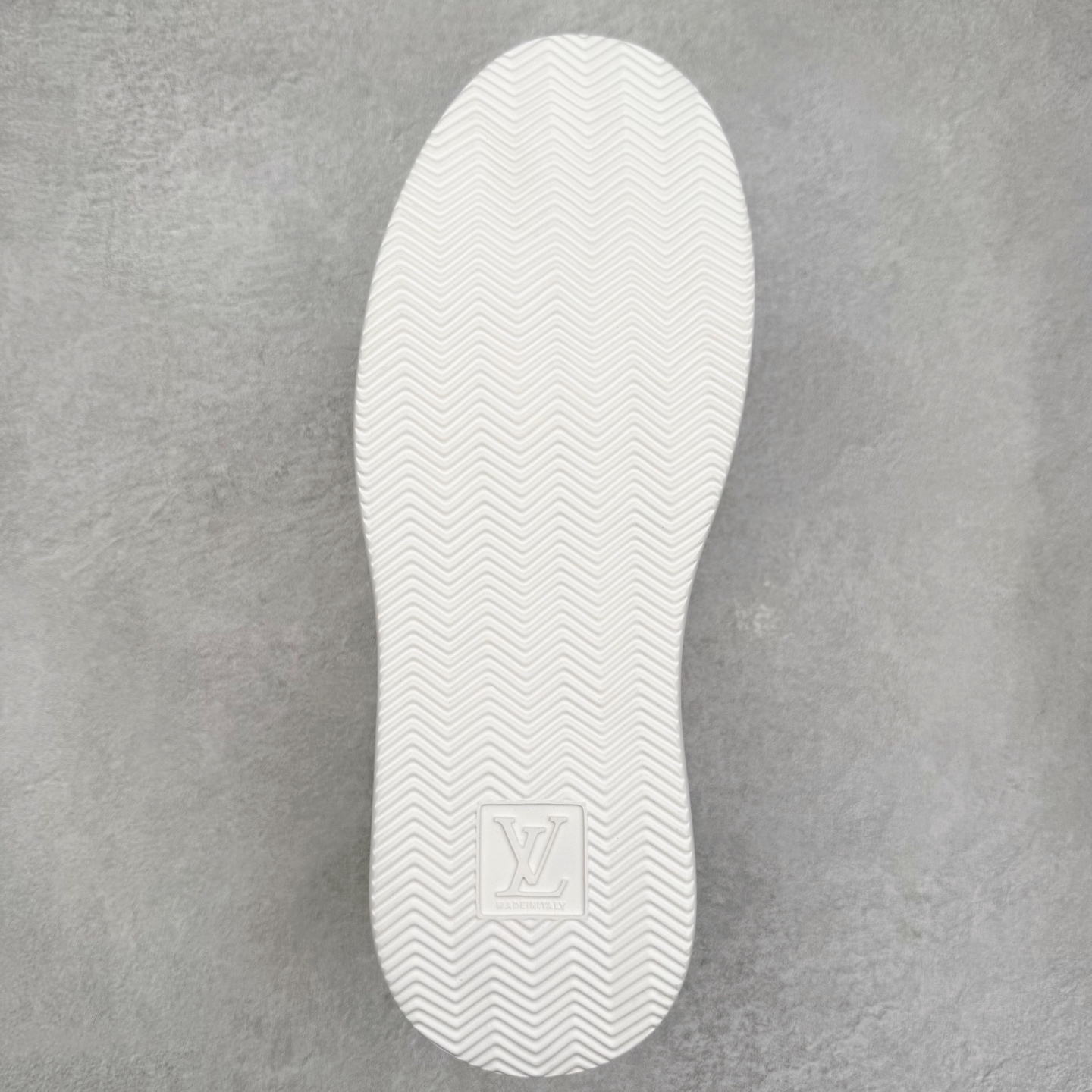 图片[9]-LOUIS VUITTON Beverly Hills Lv牛皮革圆头系带低帮板鞋 男款 尺码：39 40 41 42 43 44 45-选品中心