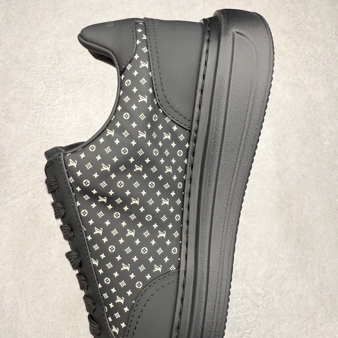 图片[7]-LOUIS VUITTON Beverly Hills Lv牛皮革圆头系带低帮板鞋 男款 尺码：39 40 41 42 43 44 45-选品中心