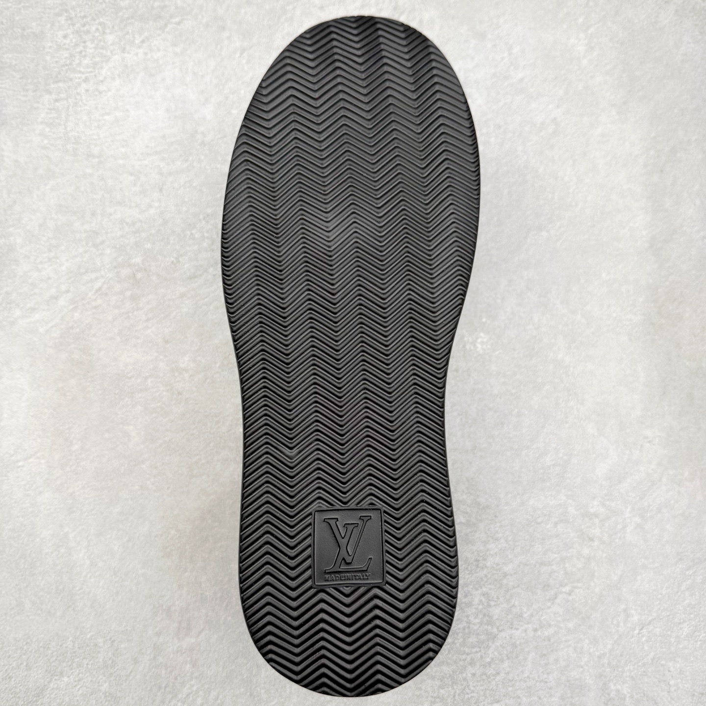 图片[9]-LOUIS VUITTON Beverly Hills Lv牛皮革圆头系带低帮板鞋 男款 尺码：39 40 41 42 43 44 45-选品中心