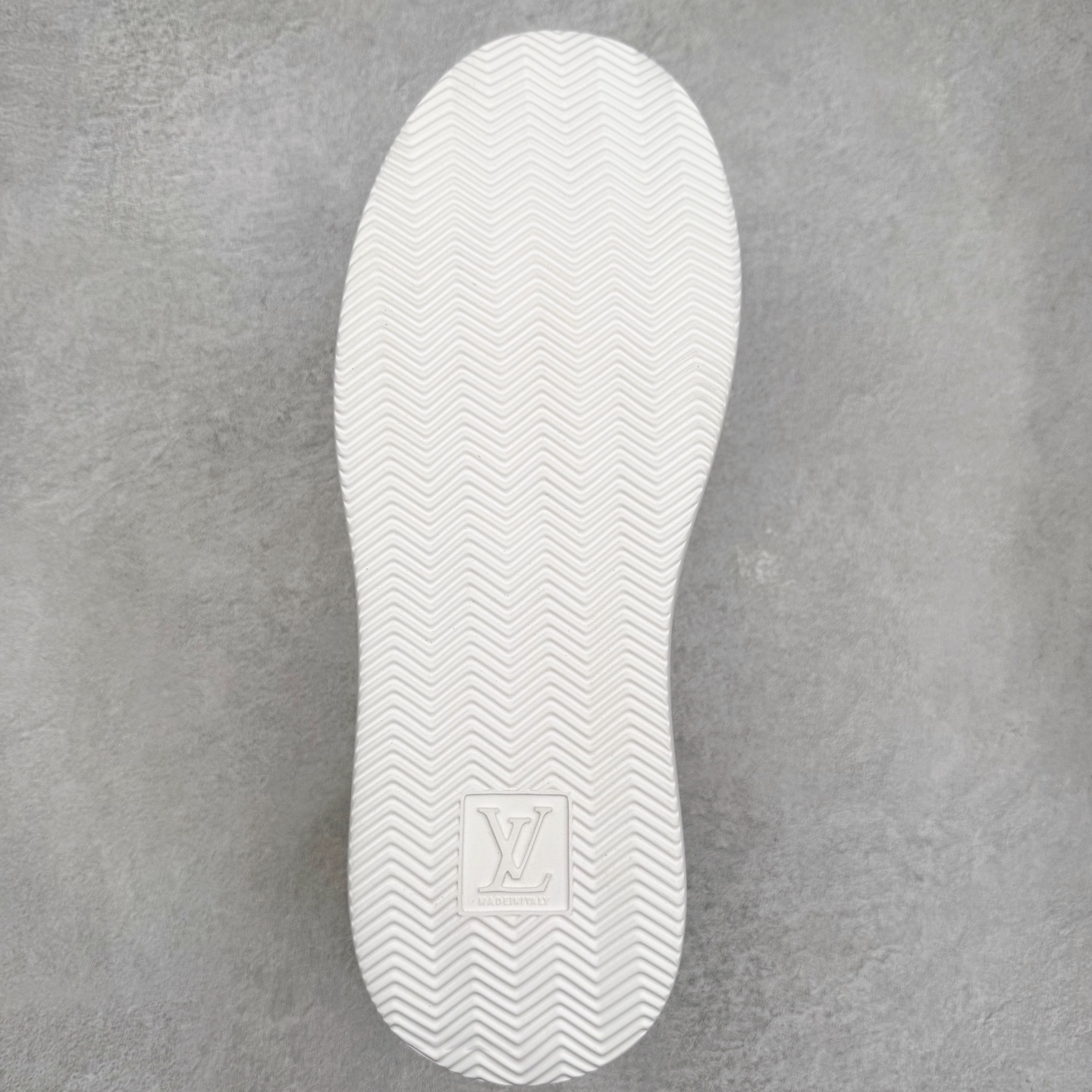 图片[9]-LOUIS VUITTON Beverly Hills Lv牛皮革圆头系带低帮板鞋 男款 尺码：39 40 41 42 43 44 45-选品中心