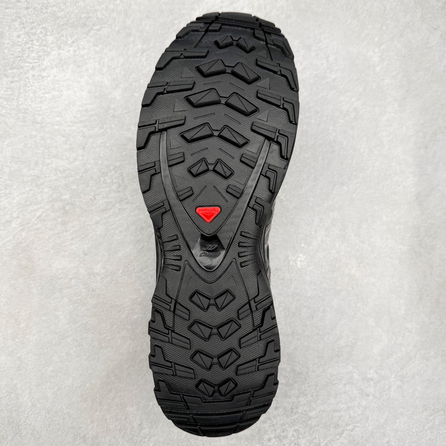 图片[9]-＃GX/绿X SALOMON XA Pro 3D ADV 萨洛蒙潮流越野机能户外功能鞋 纯原外贸平台特供订单 耗时半年巨作 全套原纸板楦头开发 原厂特供网布配套加持 确保原汁原味 完美呈现版型 原档数据独家私模五层组合大底 男女鞋同步官方开发至46.5 原装Ortholite轻量化鞋垫 中底布带钢印编号 原厂TPU锁扣 进口港宝加持 后跟自然饱满 还原公司包裹性 鞋面采用SENSIFT贴合技术 全方位贴合包裹脚型 鞋跟部鞋底牵引设计 提供强大的抓地性能 更适应野外崎岖不平的道路 其3D ADVANCED CHASSIS底盘 材料轻量大化 钉齿设计更具稳定性 防护性 鞋底易磨损区运用CONTAGRIP高耐磨材料 应对城市硬质路面长距离跑考验 尺码：36 36.5 37.5 38 38.5 39 40 40.5 41 42 42.5 43 44 44.5 45 46 46.5-选品中心