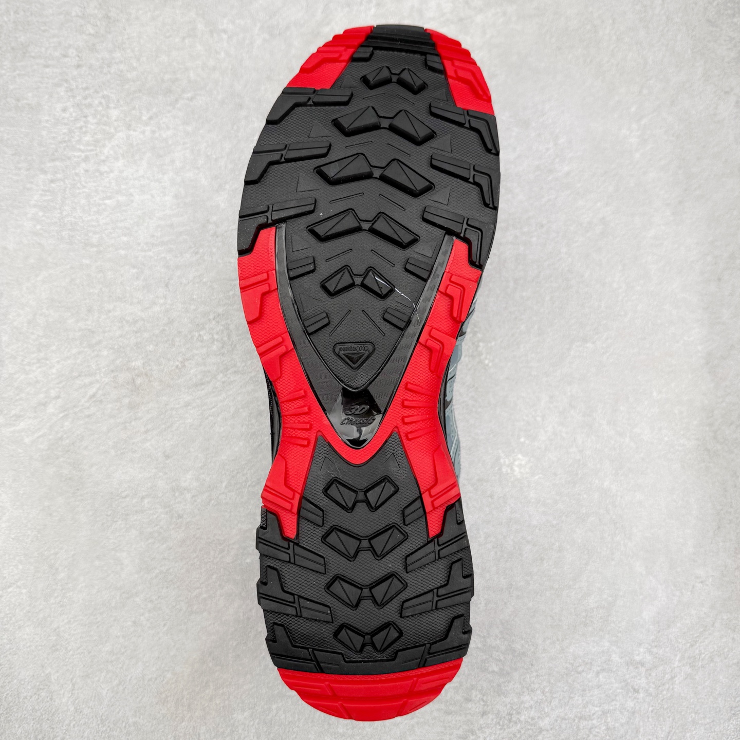 图片[9]-＃GX/绿X SALOMON XA Pro 3D ADV 萨洛蒙潮流越野机能户外功能鞋 纯原外贸平台特供订单 耗时半年巨作 全套原纸板楦头开发 原厂特供网布配套加持 确保原汁原味 完美呈现版型 原档数据独家私模五层组合大底 男女鞋同步官方开发至46.5 原装Ortholite轻量化鞋垫 中底布带钢印编号 原厂TPU锁扣 进口港宝加持 后跟自然饱满 还原公司包裹性 鞋面采用SENSIFT贴合技术 全方位贴合包裹脚型 鞋跟部鞋底牵引设计 提供强大的抓地性能 更适应野外崎岖不平的道路 其3D ADVANCED CHASSIS底盘 材料轻量大化 钉齿设计更具稳定性 防护性 鞋底易磨损区运用CONTAGRIP高耐磨材料 应对城市硬质路面长距离跑考验 尺码：36 36.5 37.5 38 38.5 39 40 40.5 41 42 42.5 43 44 44.5 45 46 46.5-选品中心