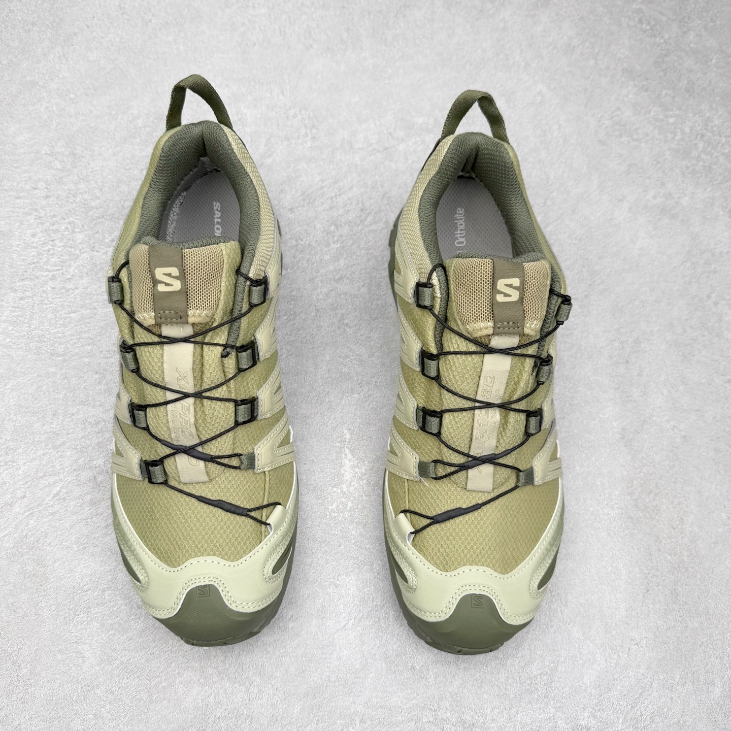 图片[2]-＃GX/绿X SALOMON XA Pro 3D ADV 萨洛蒙潮流越野机能户外功能鞋 纯原外贸平台特供订单 耗时半年巨作 全套原纸板楦头开发 原厂特供网布配套加持 确保原汁原味 完美呈现版型 原档数据独家私模五层组合大底 男女鞋同步官方开发至46.5 原装Ortholite轻量化鞋垫 中底布带钢印编号 原厂TPU锁扣 进口港宝加持 后跟自然饱满 还原公司包裹性 鞋面采用SENSIFT贴合技术 全方位贴合包裹脚型 鞋跟部鞋底牵引设计 提供强大的抓地性能 更适应野外崎岖不平的道路 其3D ADVANCED CHASSIS底盘 材料轻量大化 钉齿设计更具稳定性 防护性 鞋底易磨损区运用CONTAGRIP高耐磨材料 应对城市硬质路面长距离跑考验 尺码：36 36.5 37.5 38 38.5 39 40 40.5 41 42 42.5 43 44 44.5 45 46 46.5-选品中心