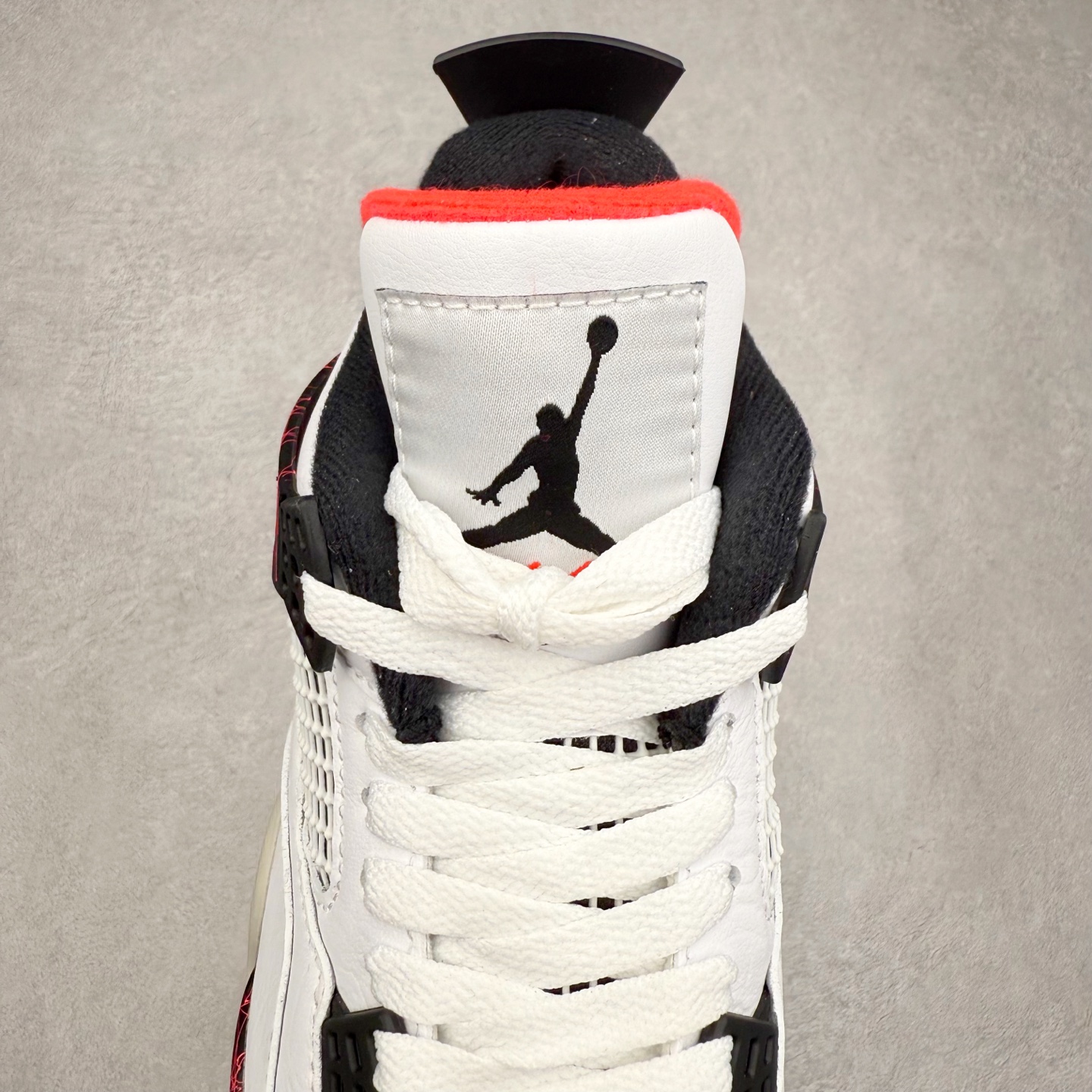 图片[5]-＃纯原福利 Air Jordan AJ4 Retro 系列 大厂出品 全头层加持 原鞋原楦原纸板同源开发 完美呈现乔4的版型 内侧正确双色网格 还原细节 原厂皮料 正确气垫颜色 正确网格工艺 正确拉帮工艺 全鞋原装材料制作 原档案原模具打造 支持全方位与正品对比 尺码：40 40.5 41 42 42.5 43 44 44.5 45 46 47.5-选品中心