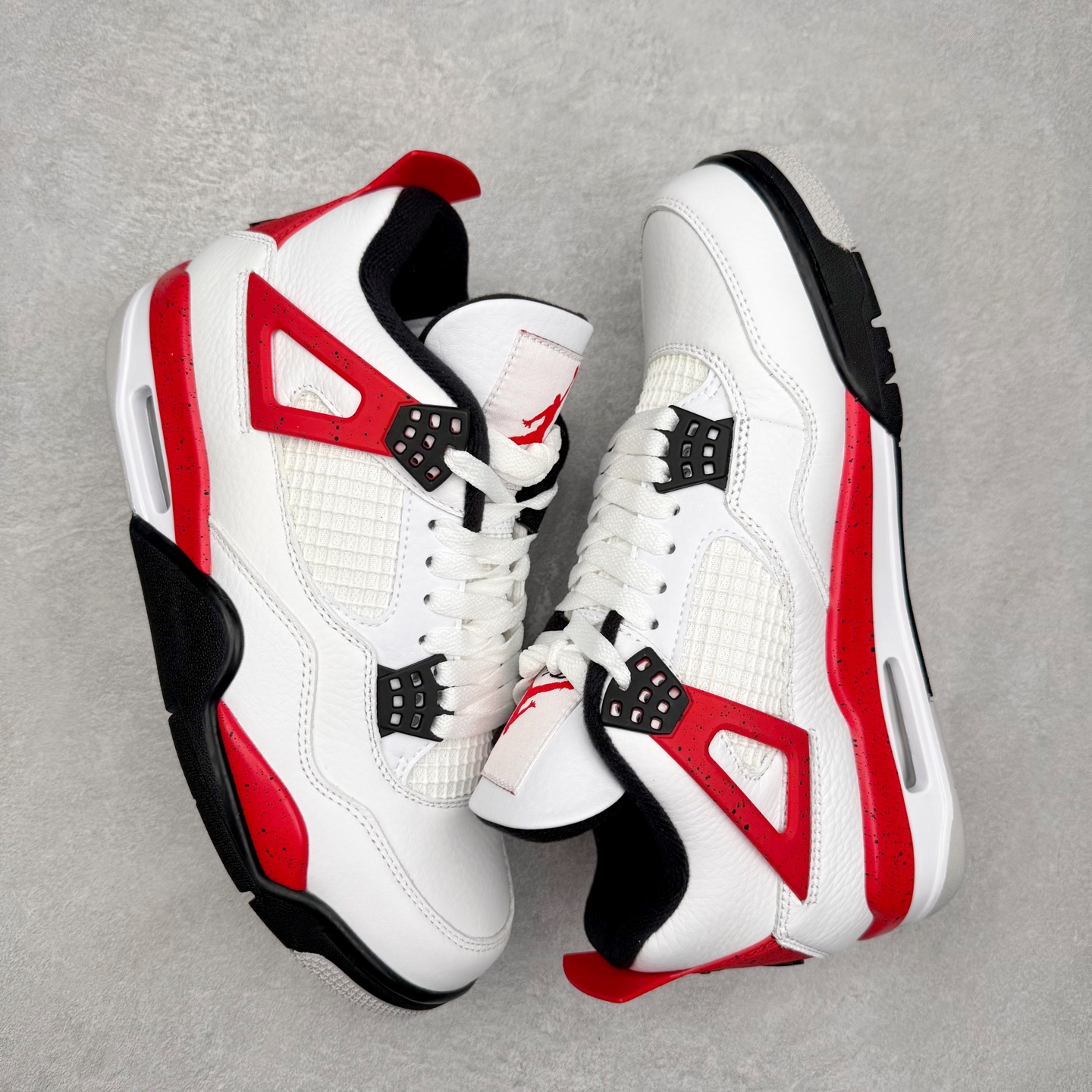 图片[3]-＃纯原福利 Air Jordan AJ4 Retro 系列 大厂出品 全头层加持 原鞋原楦原纸板同源开发 完美呈现乔4的版型 内侧正确双色网格 还原细节 原厂皮料 正确气垫颜色 正确网格工艺 正确拉帮工艺 全鞋原装材料制作 原档案原模具打造 支持全方位与正品对比 尺码：40 40.5 41 42 42.5 43 44 44.5 45 46 47.5-选品中心