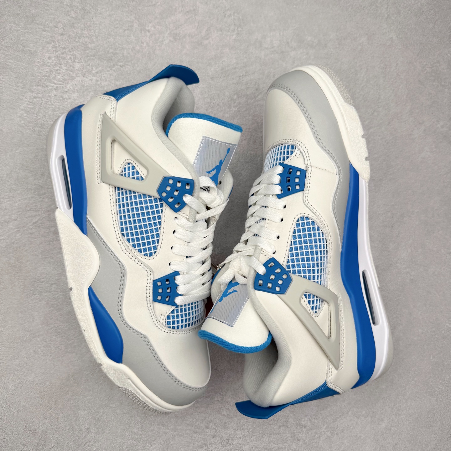 图片[3]-＃纯原福利 Air Jordan AJ4 Retro 系列 大厂出品 全头层加持 原鞋原楦原纸板同源开发 完美呈现乔4的版型 内侧正确双色网格 还原细节 原厂皮料 正确气垫颜色 正确网格工艺 正确拉帮工艺 全鞋原装材料制作 原档案原模具打造 支持全方位与正品对比 尺码：40 40.5 41 42 42.5 43 44 44.5 45 46 47.5-选品中心