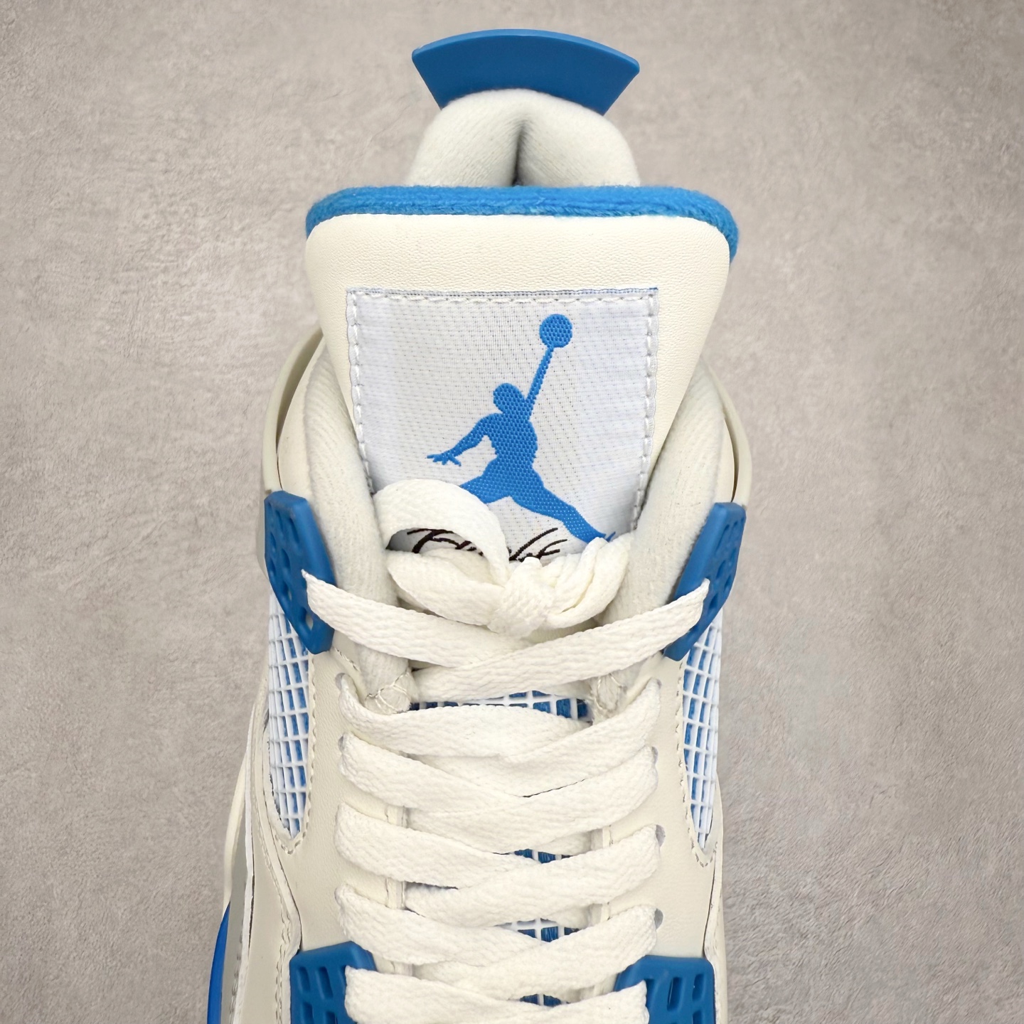 图片[5]-＃纯原福利 Air Jordan AJ4 Retro 系列 大厂出品 全头层加持 原鞋原楦原纸板同源开发 完美呈现乔4的版型 内侧正确双色网格 还原细节 原厂皮料 正确气垫颜色 正确网格工艺 正确拉帮工艺 全鞋原装材料制作 原档案原模具打造 支持全方位与正品对比 尺码：40 40.5 41 42 42.5 43 44 44.5 45 46 47.5-选品中心