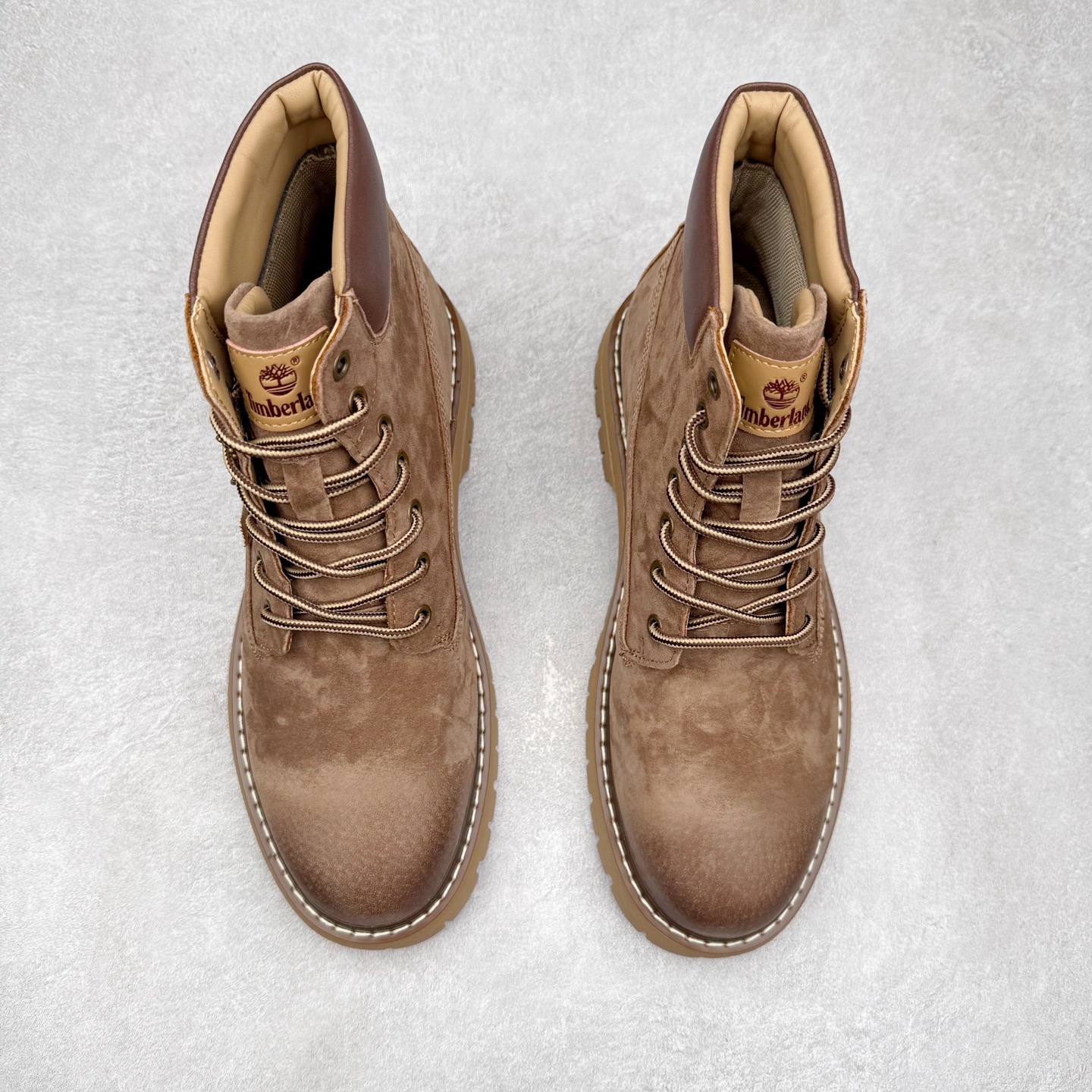 图片[2]-Timberland添柏岚/天伯伦经典户外休闲大黄靴系列 广东大厂品质 原盒原包装 面料采用意大利🇮🇹顶级磨砂细纹牛皮 搭配防臭防腐真皮乳胶鞋垫 给您完美的穿着体验 质量考究耐穿 型男必备 专治不帅 高品质脚感一流 尺码：39 -44（皮鞋码）-选品中心