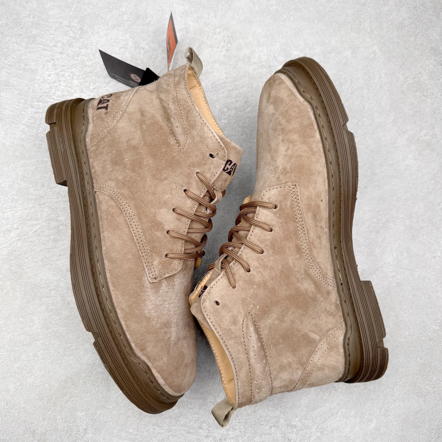 图片[3]-CAT卡特 硬汉推土机品牌经典百搭户外休闲大黄靴系列 广东大厂品质 25ss秋冬新款 常年主打 时尚潮流搭配 面料釆用意大利进口磨砂牛皮 全鞋真牛皮材料 大底到五金都是代工厂原材料制作 好货不杀猪 首单质量严格把控 全套官网统一包装 今年冬季防寒户外专用 日常随意搭配 型男必备 尺码：38 39 40 41 42 43 44 (偏大一码)-选品中心