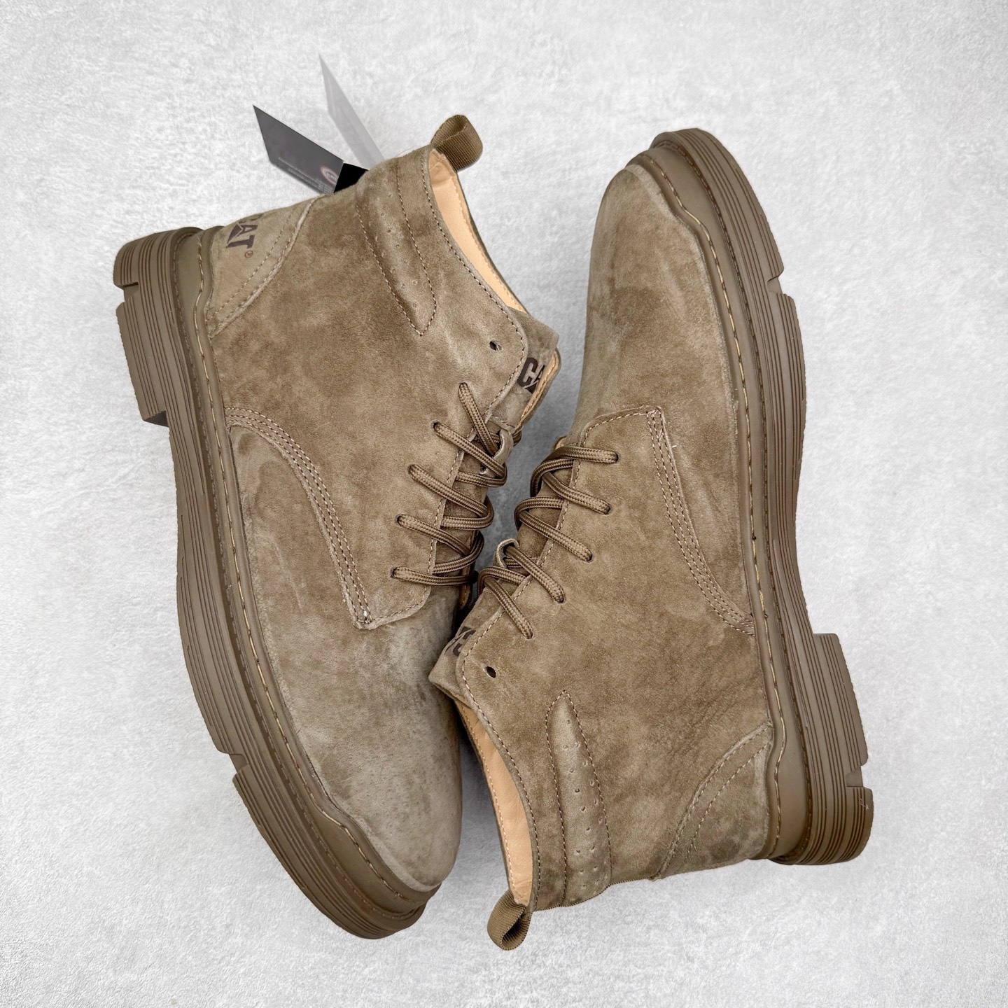 图片[3]-CAT卡特 硬汉推土机品牌经典百搭户外休闲大黄靴系列 广东大厂品质 25ss秋冬新款 常年主打 时尚潮流搭配 面料釆用意大利进口磨砂牛皮 全鞋真牛皮材料 大底到五金都是代工厂原材料制作 好货不杀猪 首单质量严格把控 全套官网统一包装 今年冬季防寒户外专用 日常随意搭配 型男必备 尺码：38 39 40 41 42 43 44 (偏大一码)-选品中心