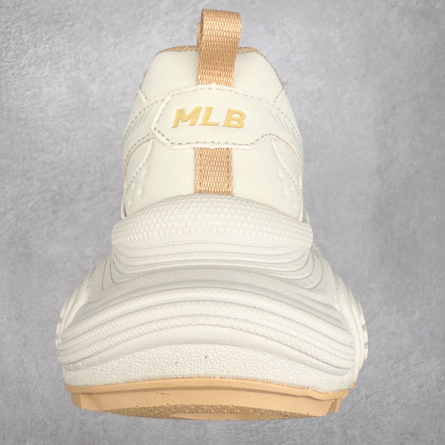 图片[8]-MLB WINNER CHUNKY 纽约洋基队合成革潮流时尚舒适休闲运动风厚底增高 防滑耐磨 低帮 老爹鞋 男女同款 黑色 实拍调校N版已经零色差零失真 百分百还原实物色彩所见即所得 不存在货不对板色差等低级问题 选购参考实物拍摄 不混卖不参货 只用心做好货严格选品 承诺混一赔十 尺码：36 36.5 37.5 38 38.5 39 40 40.5 41 42 42.5 43 44 44.5 45-选品中心