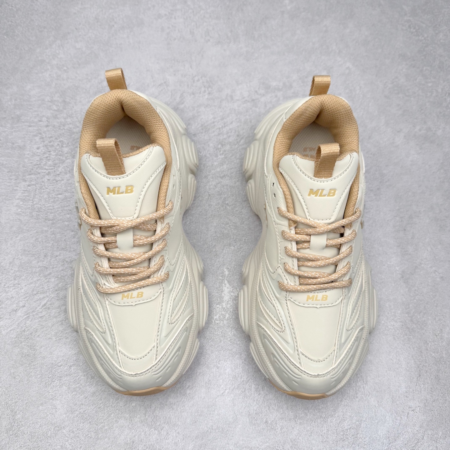 图片[2]-MLB WINNER CHUNKY 纽约洋基队合成革潮流时尚舒适休闲运动风厚底增高 防滑耐磨 低帮 老爹鞋 男女同款 黑色 实拍调校N版已经零色差零失真 百分百还原实物色彩所见即所得 不存在货不对板色差等低级问题 选购参考实物拍摄 不混卖不参货 只用心做好货严格选品 承诺混一赔十 尺码：36 36.5 37.5 38 38.5 39 40 40.5 41 42 42.5 43 44 44.5 45-选品中心